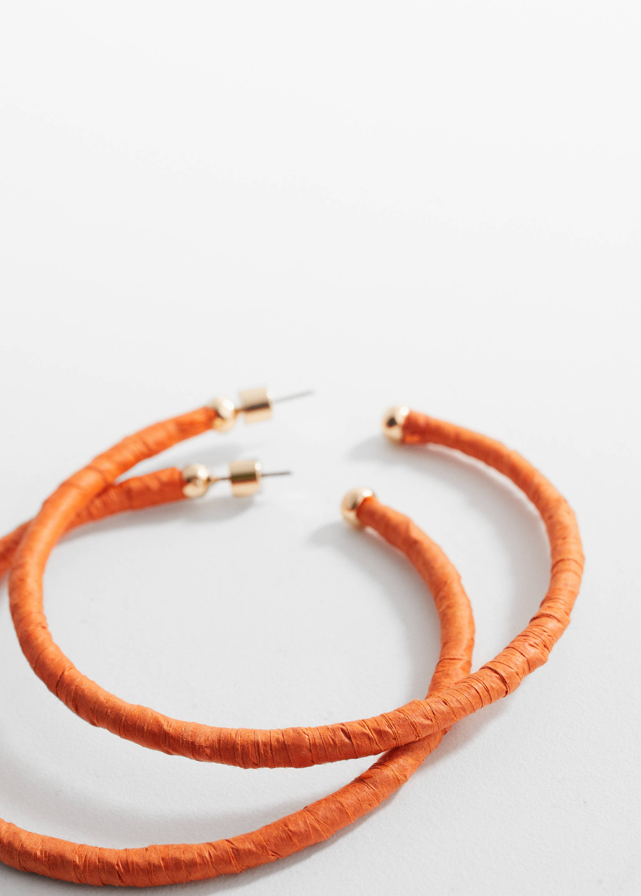 Raffia hoop earrings - Medium plane