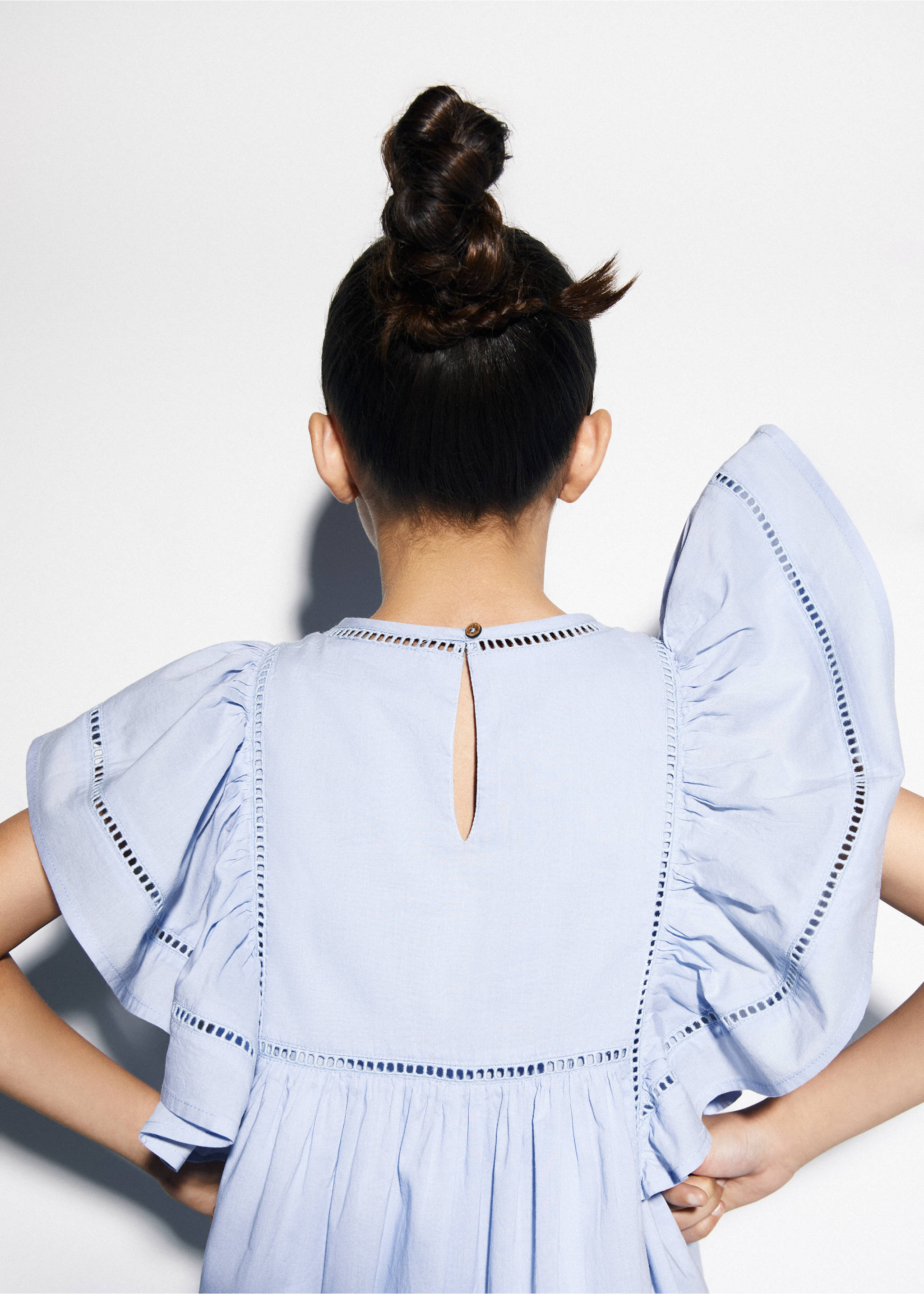 Broderie anglaise Ruffled dress - Details of the article 1, Sky Blue. Ref: 67016031-00.