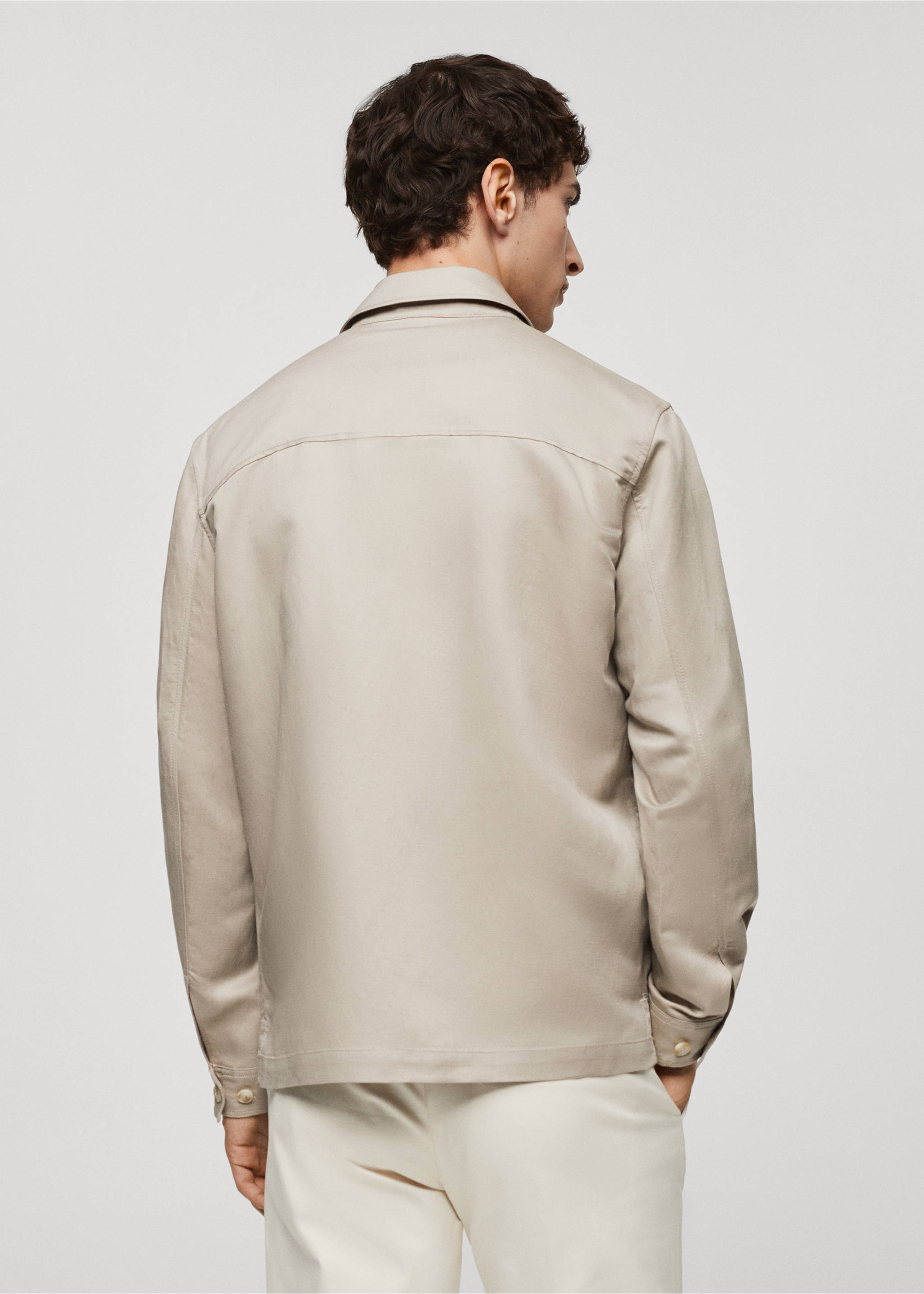 Sobrecamisa lino bolsillos - Reverso del artículo, Marrón medio. Ref: 67016315-00.