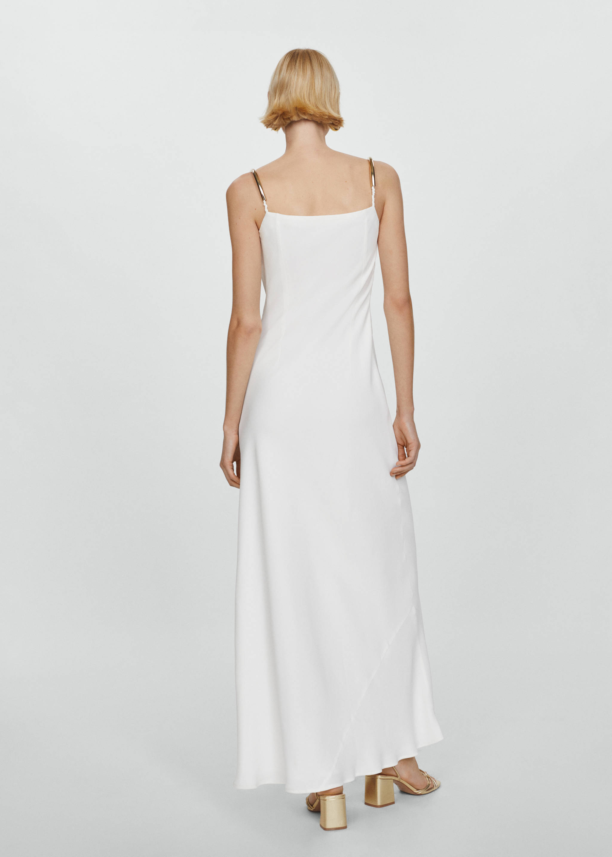 Платье на бретельках с металлической деталью - Обратная сторона изделия