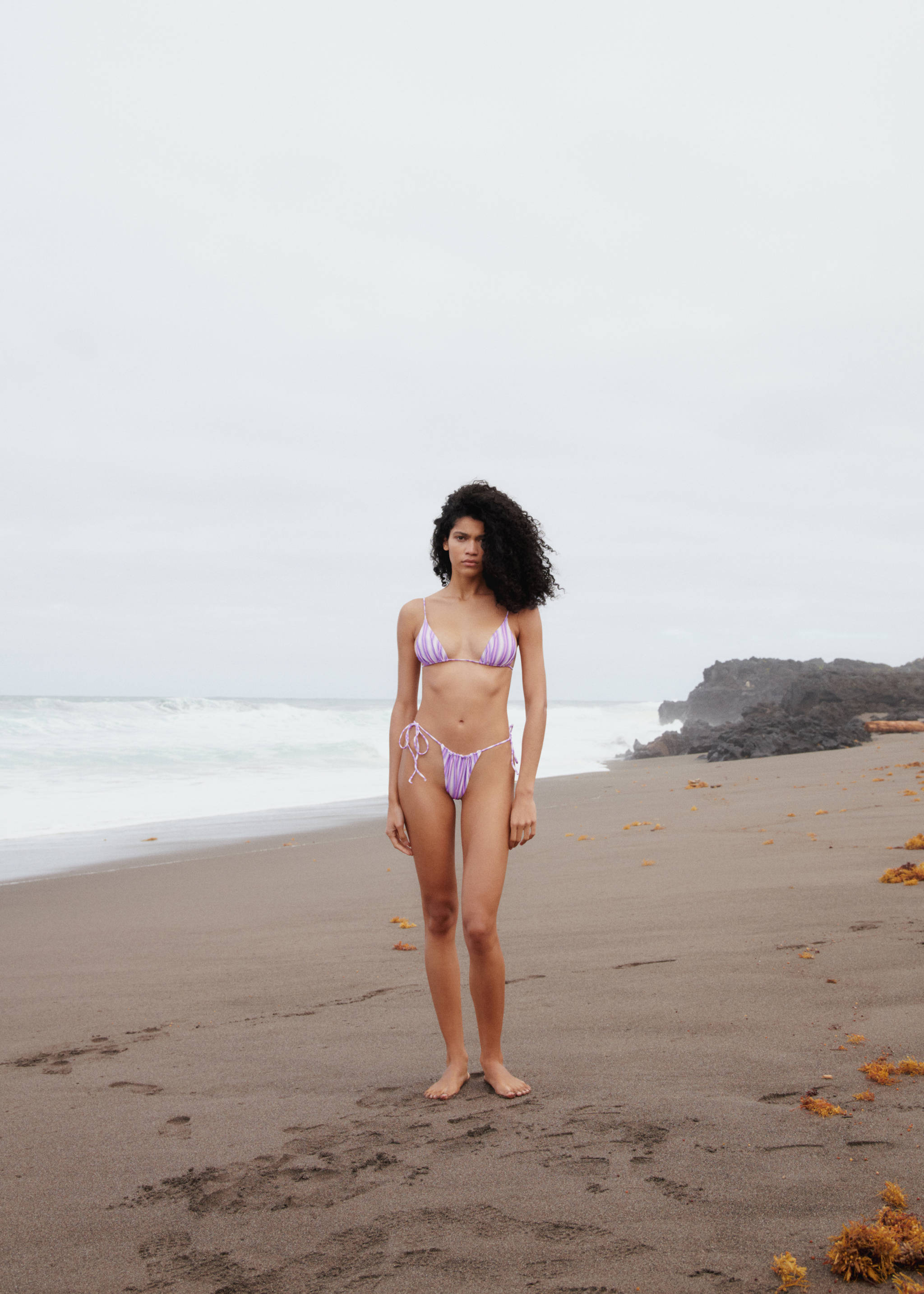 Striped bikini bottom - Details of the article 7, Lilac. Ref: 67016745-00.
