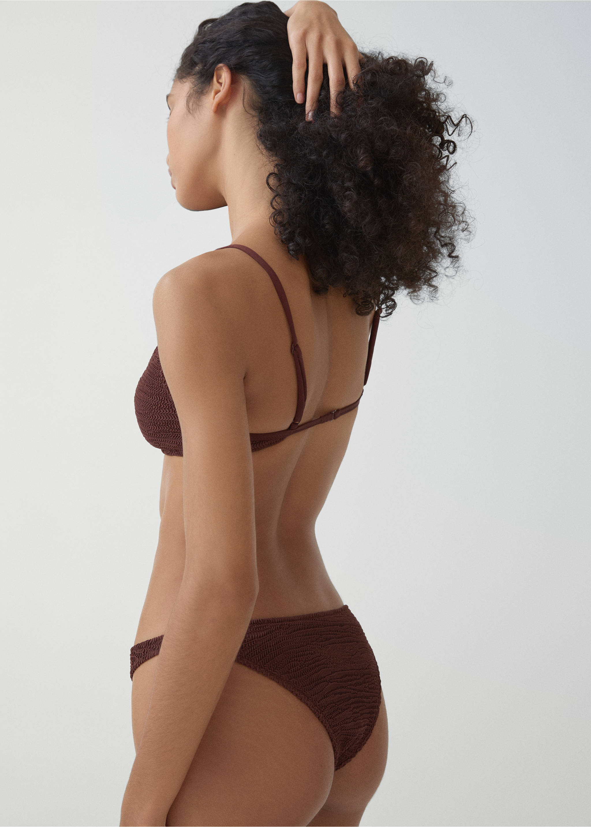 Classic textured bikini briefs - Reverse of the article, Chocolate. Ref: 67016749-00.