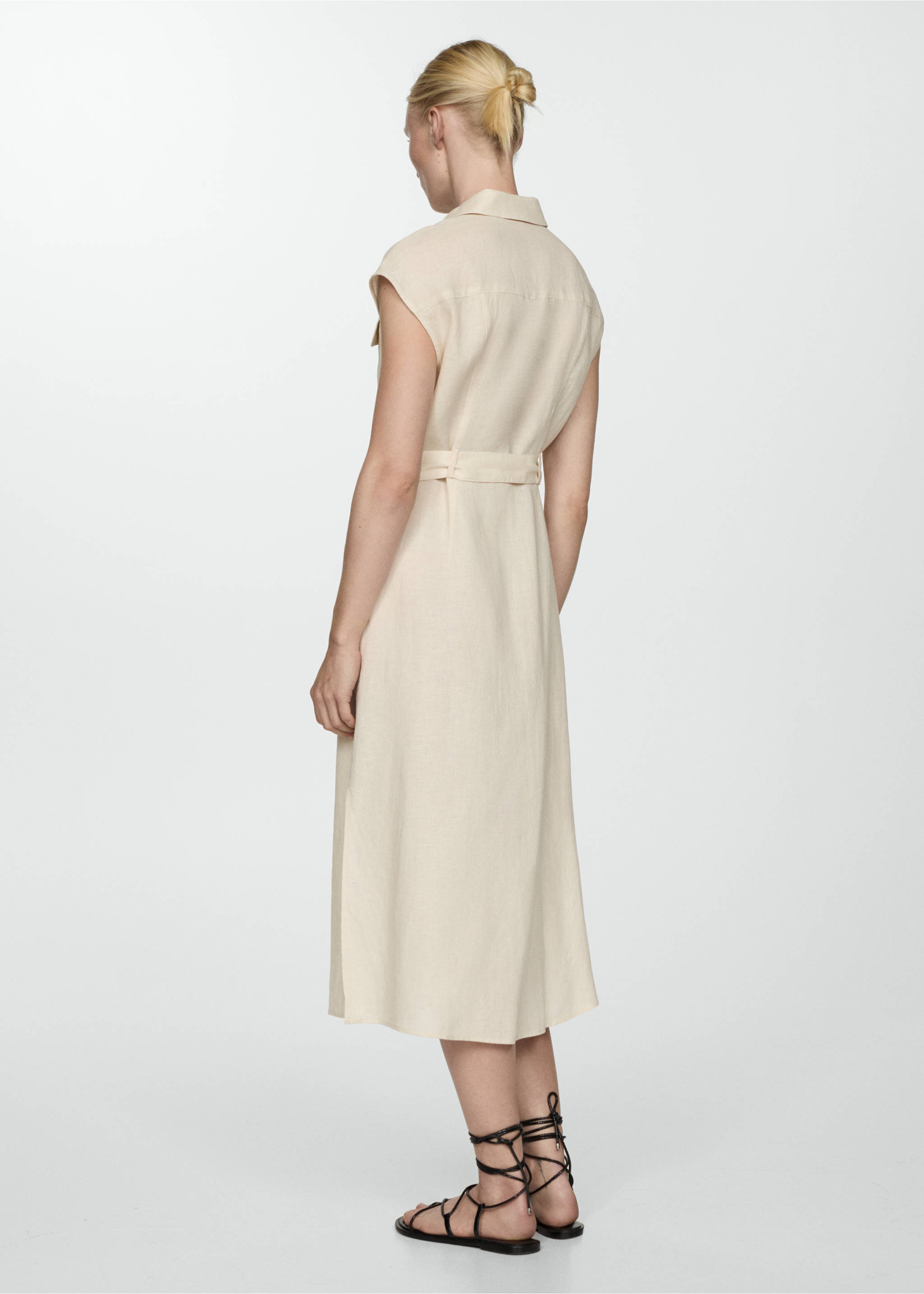 100% linen shirty dress - Reverse of the article, Sand. Ref: 67017113-00.
