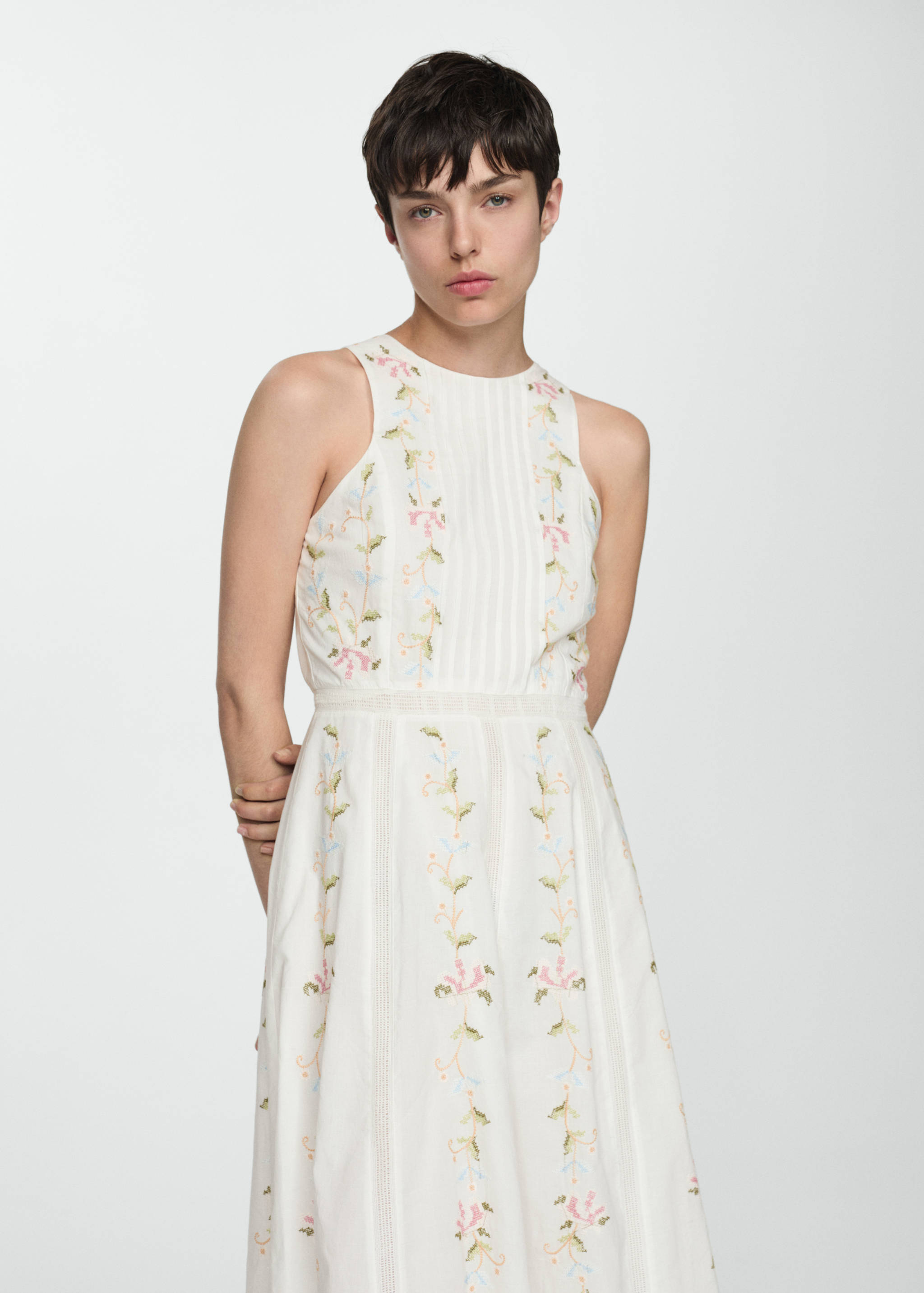 Embroidered cotton dress - Medium plane