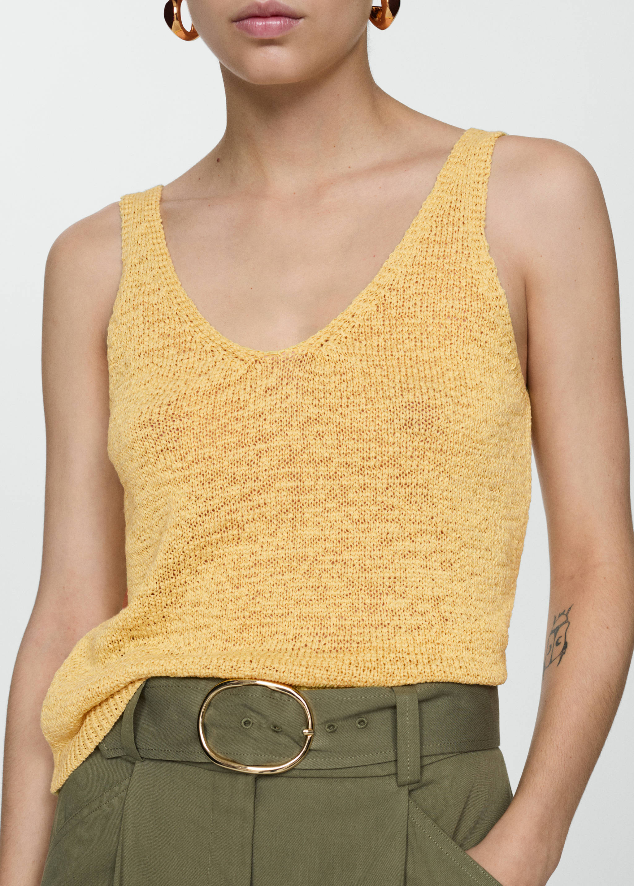 V-neck knitted top - Details of the article 6