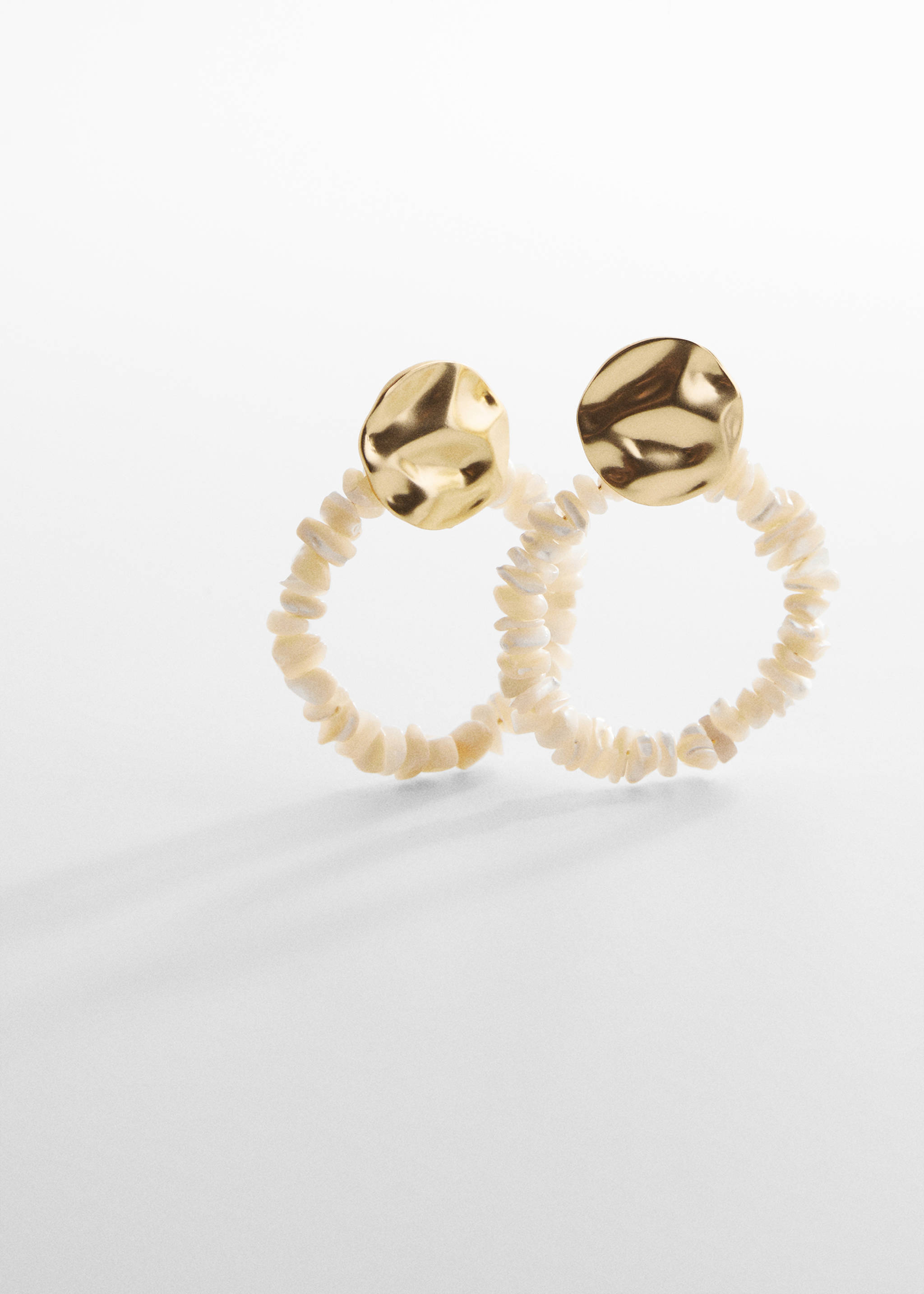 Bead loop earrings - Details of the article 1