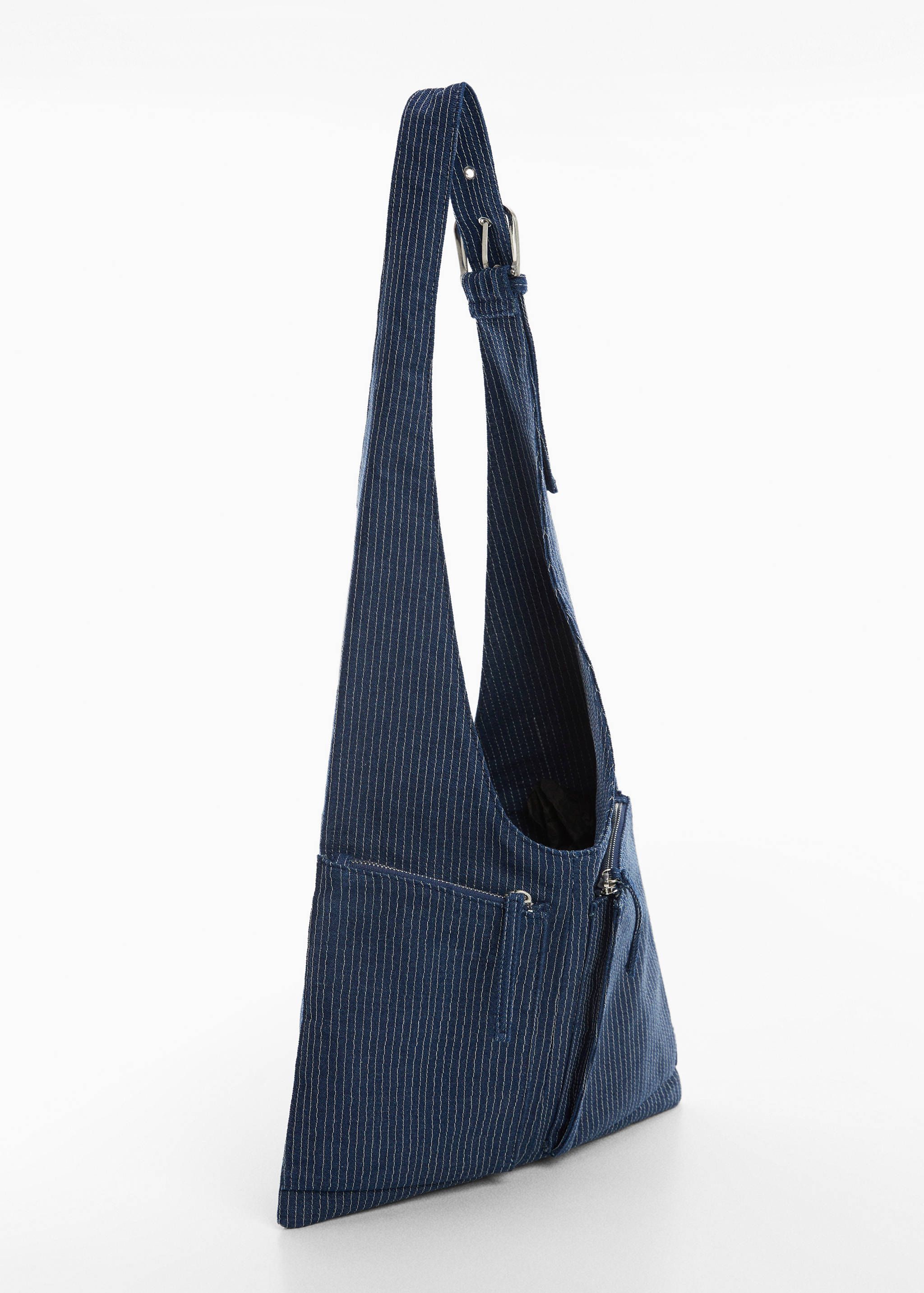 Sac en jean avec poches - Plan moyen
