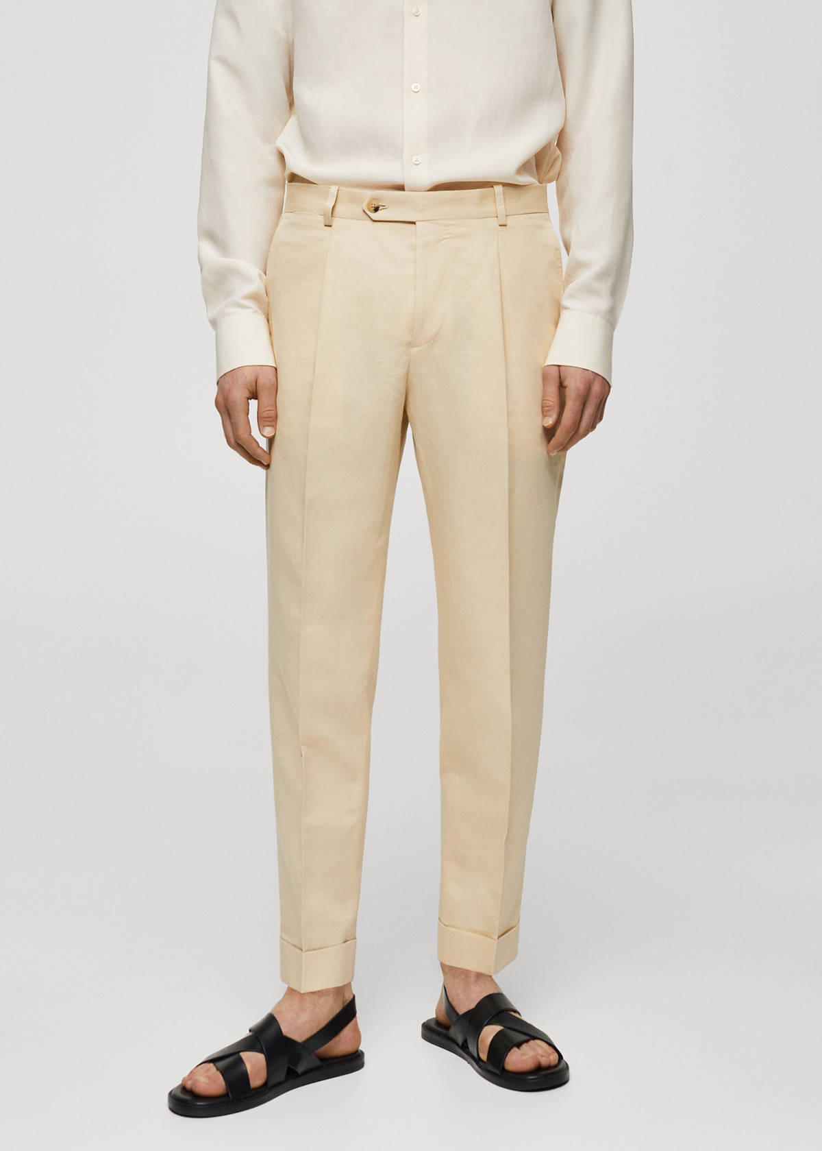 Cotton linen suit trousers with pleats — Pastel Yellow