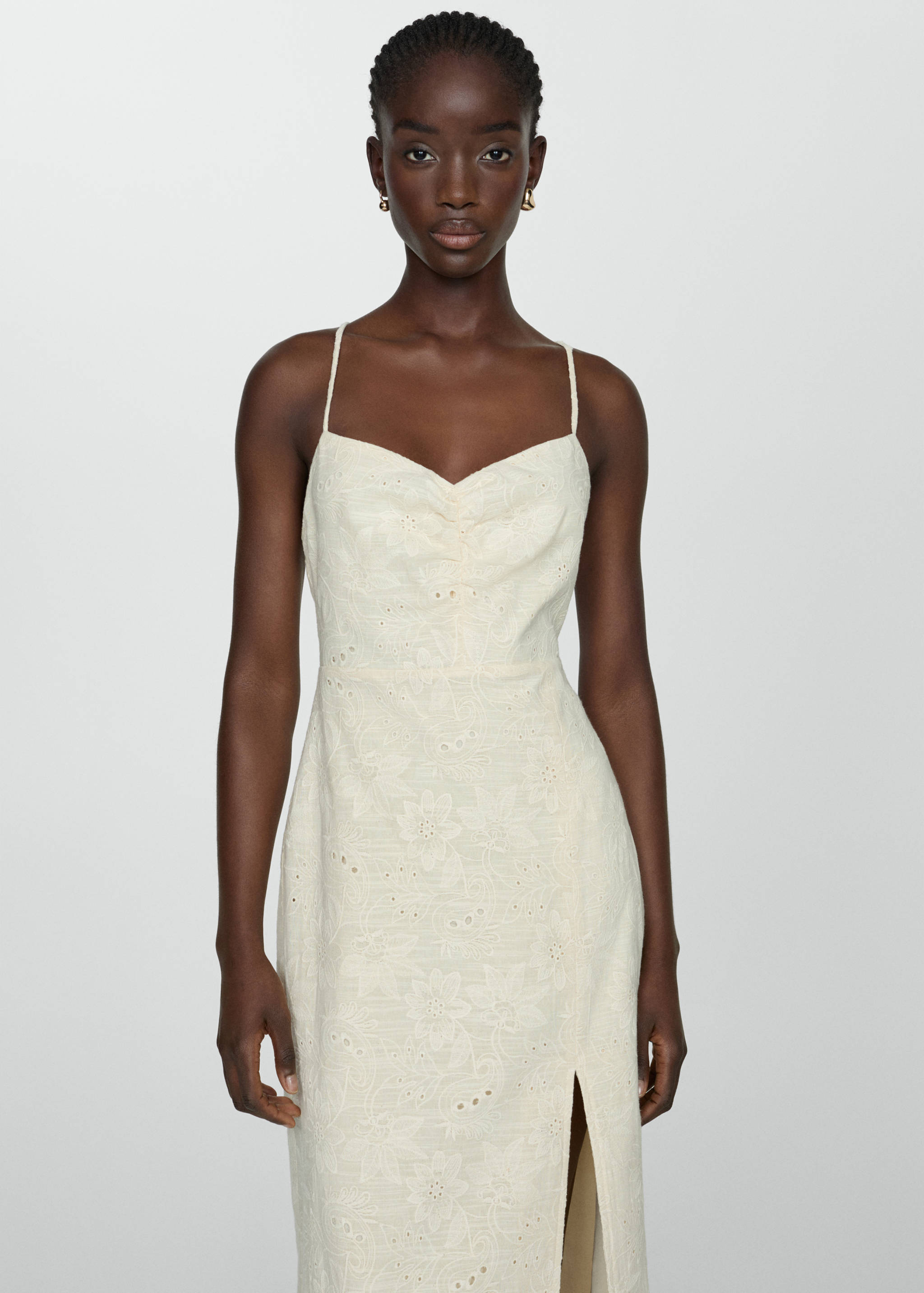 Embroidered dress with side slit - Medium plane