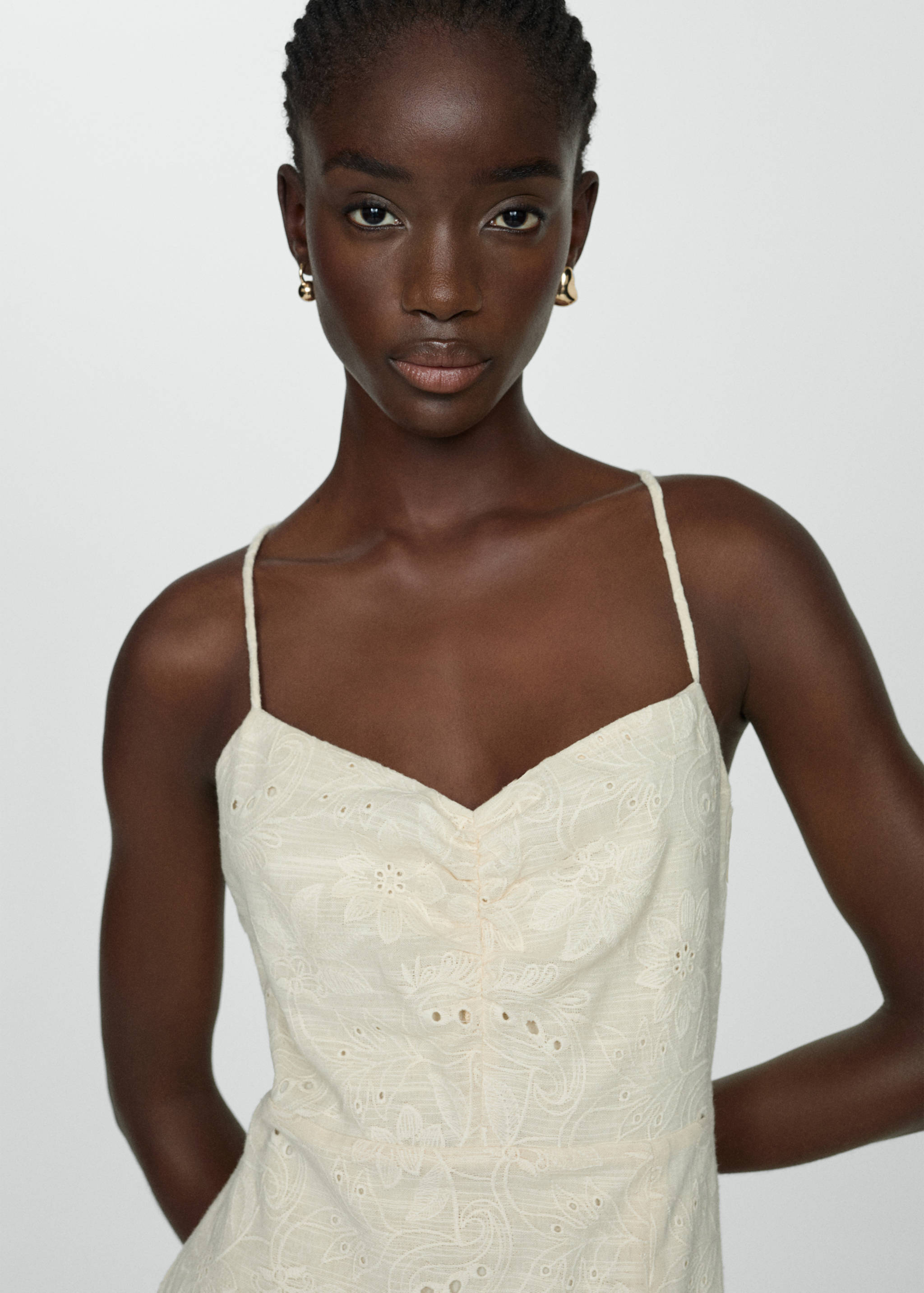 Embroidered dress with side slit - Details of the article 1