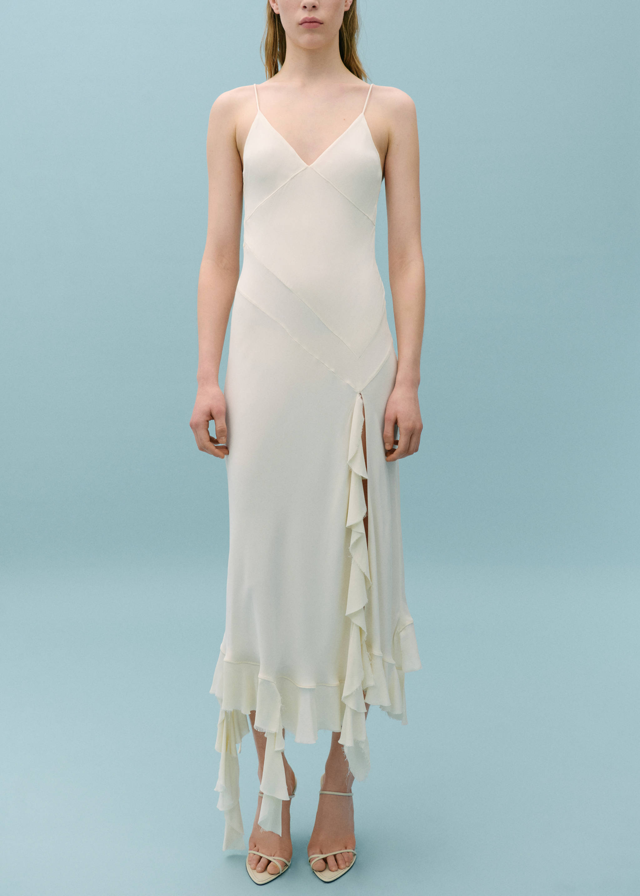 Vestido asimétrico volantes - Plano general