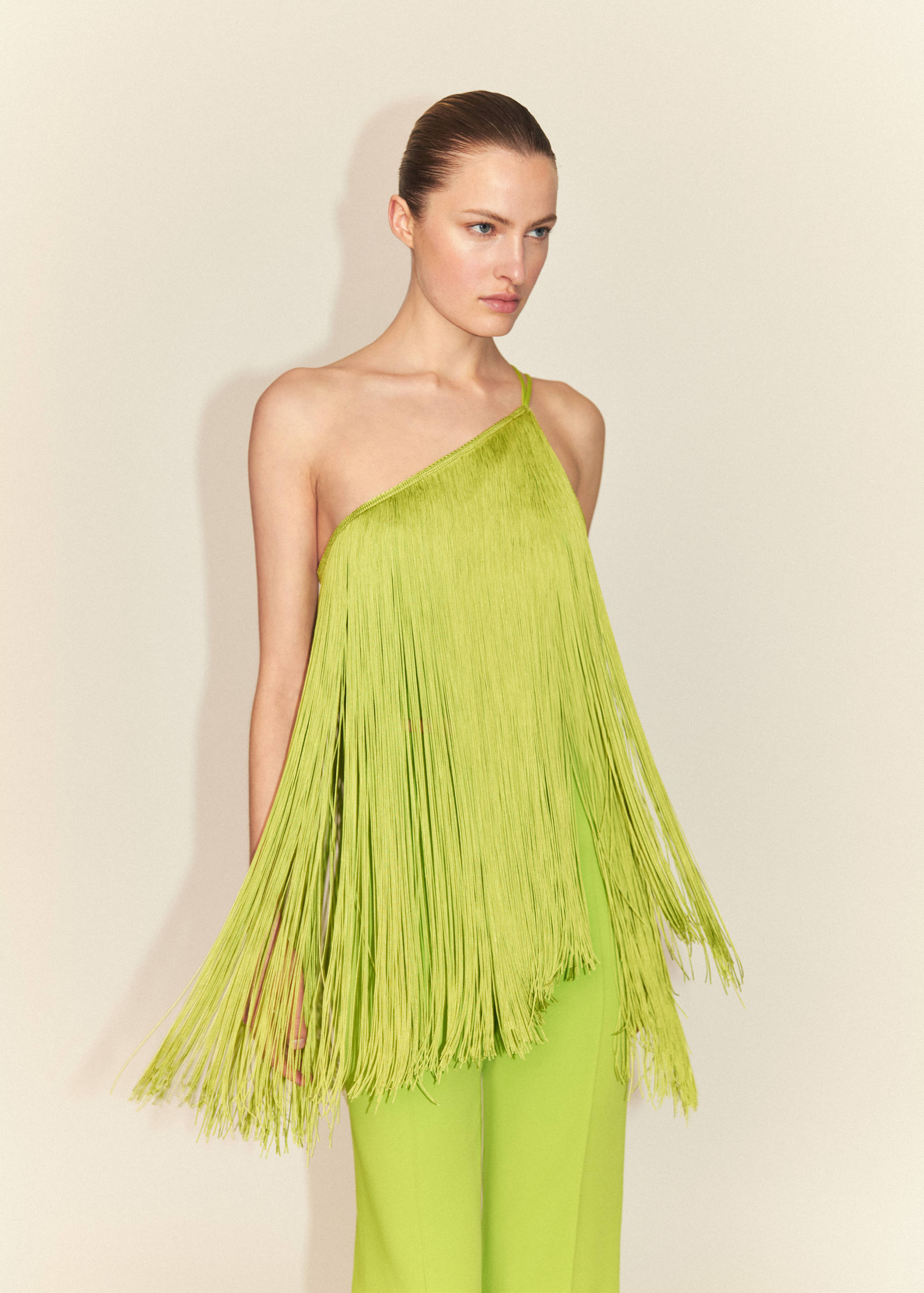 High-waist flared pants - Medium plane