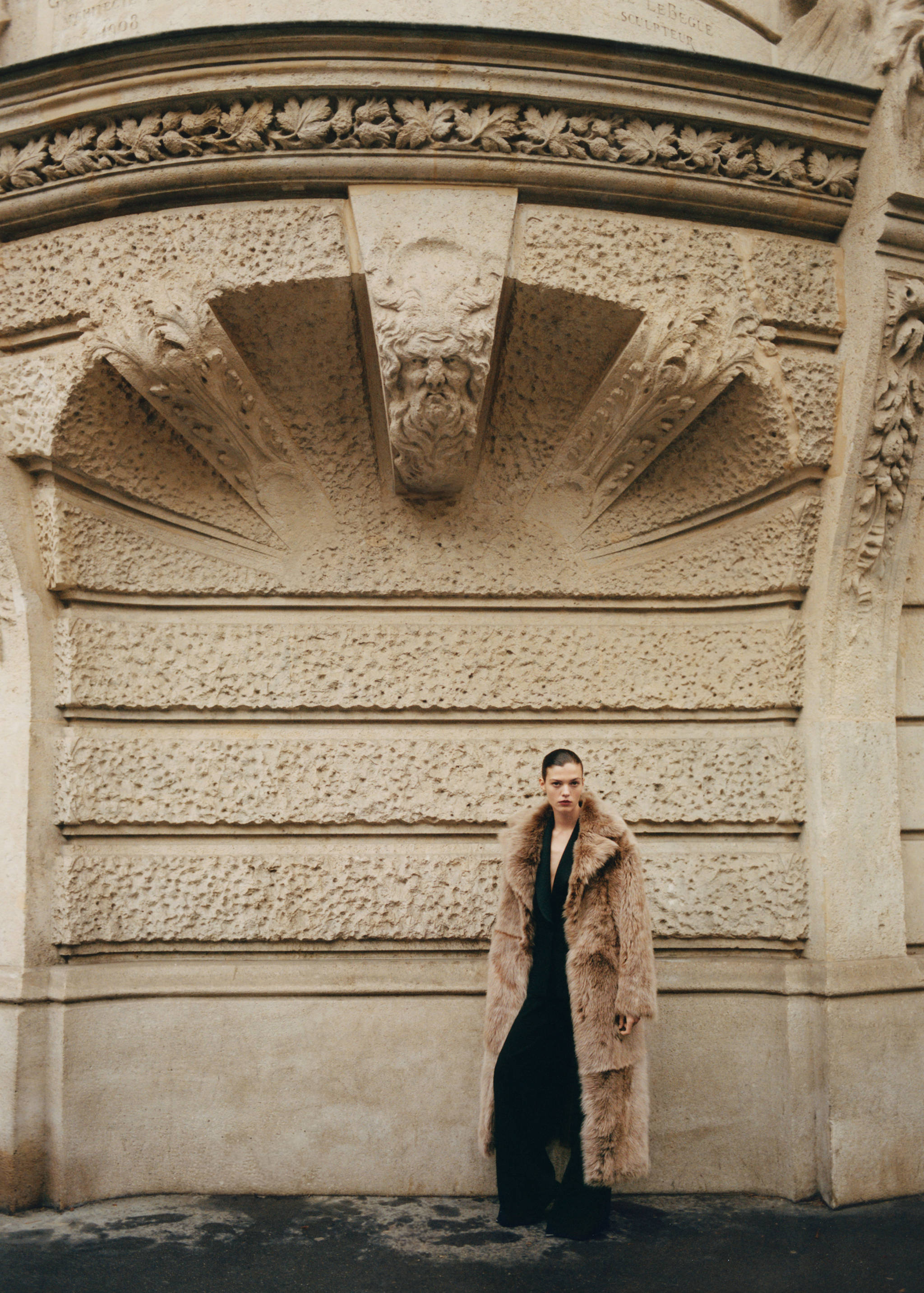 High-waist flared pants - Details of the article 1