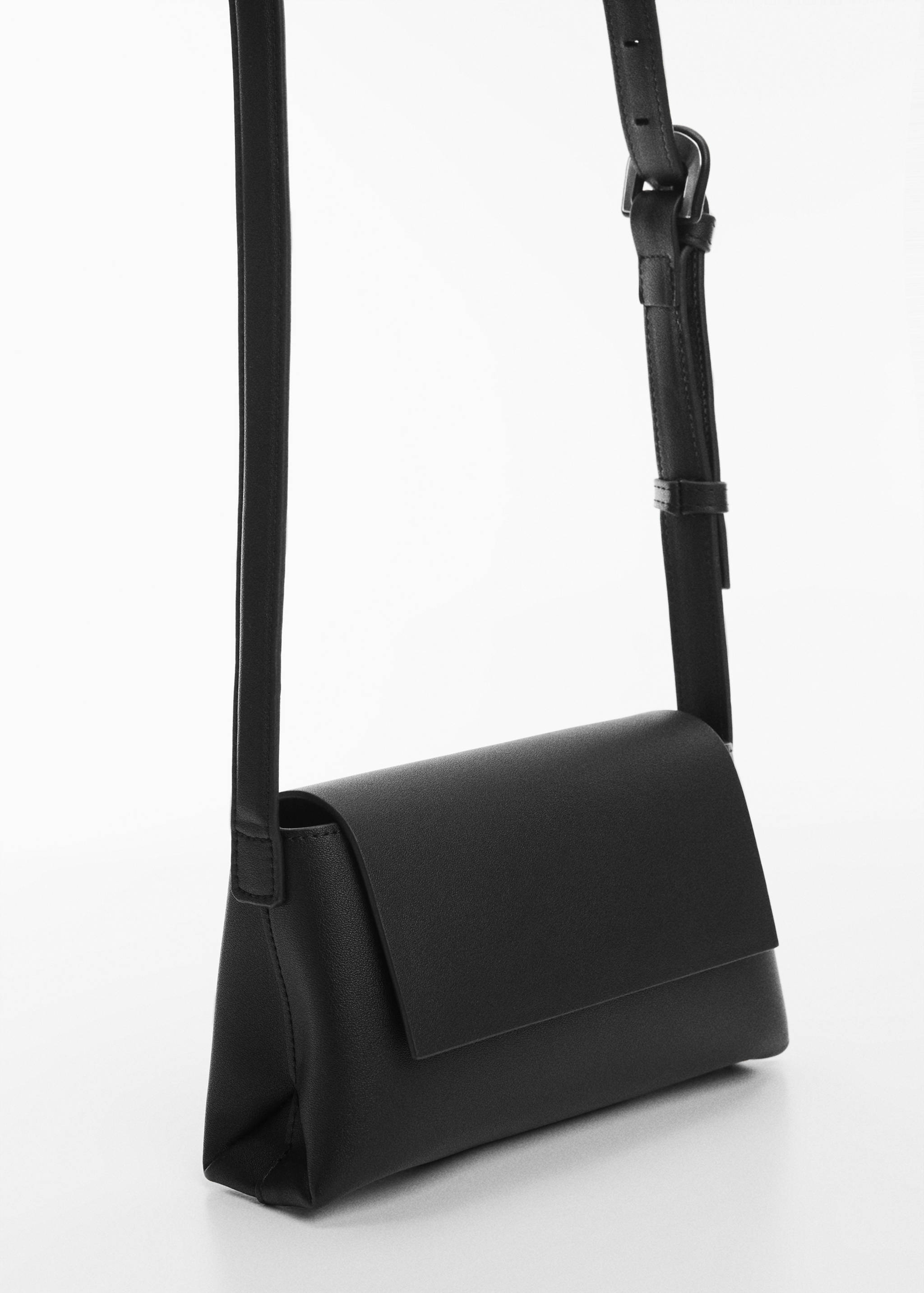 Bolso bandolera solapa - Plano medio