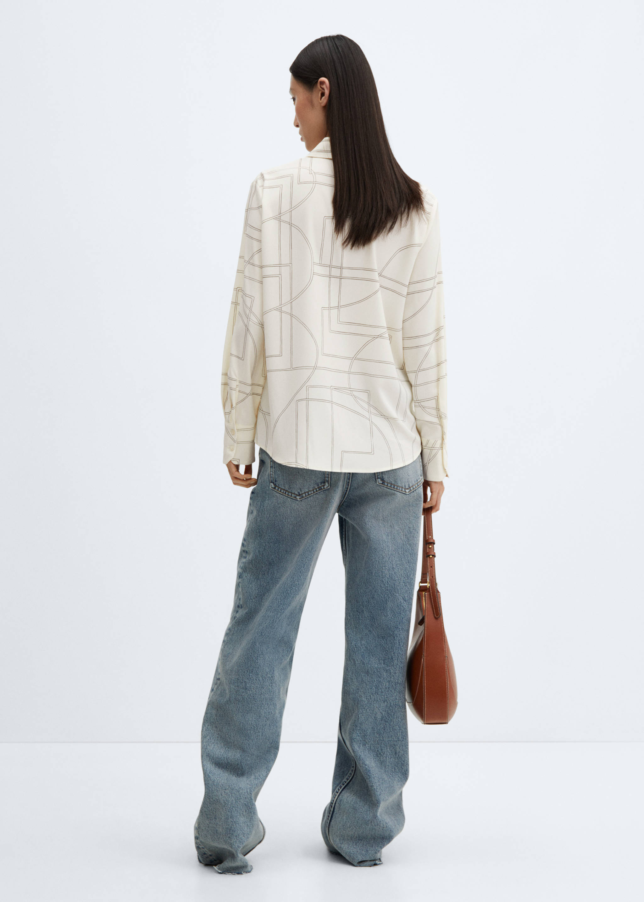 Fließendes Regular Fit-Hemd - Rückseite des Artikels