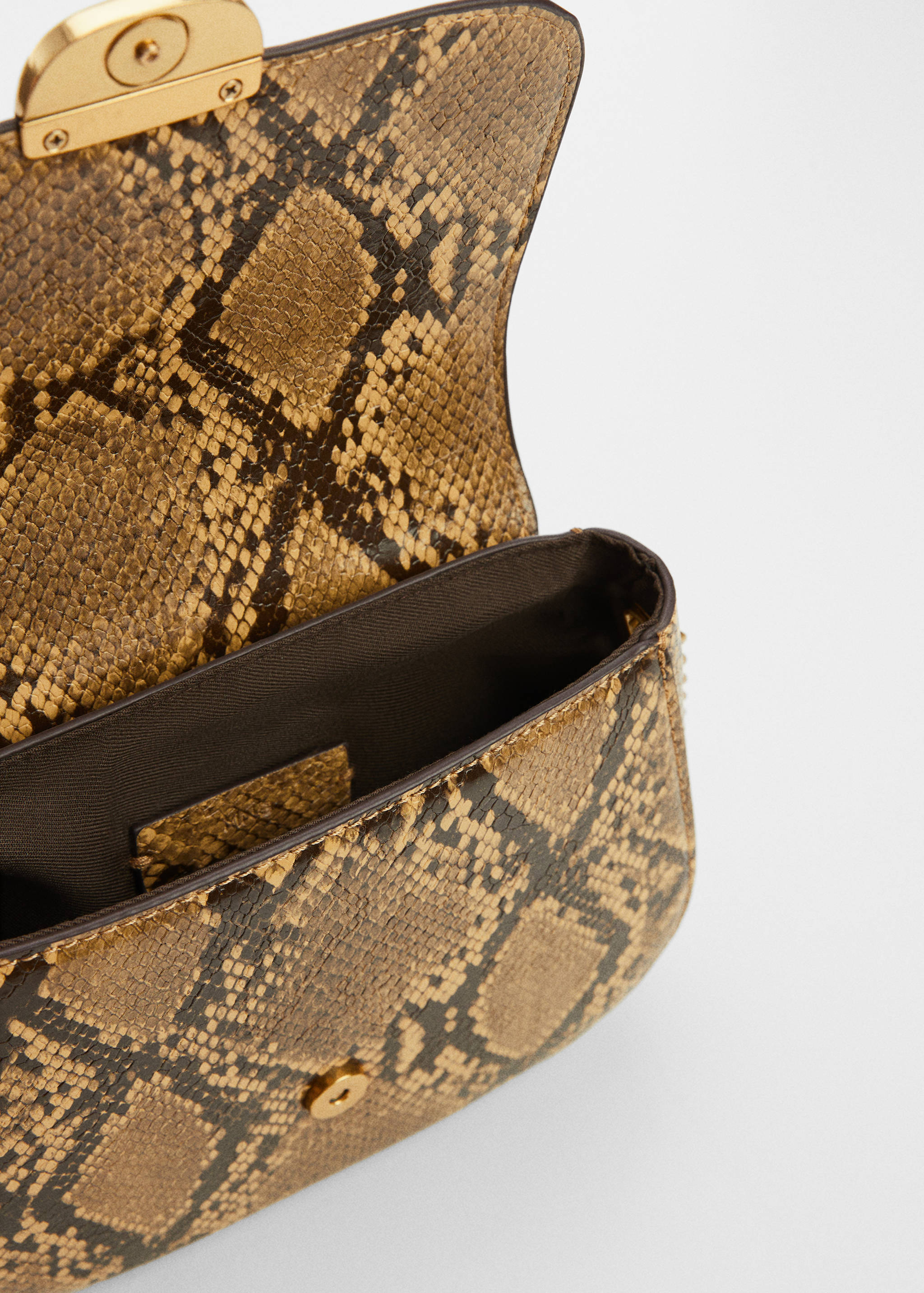 Сумка через плече з клапаном - Детальніше про товар 2