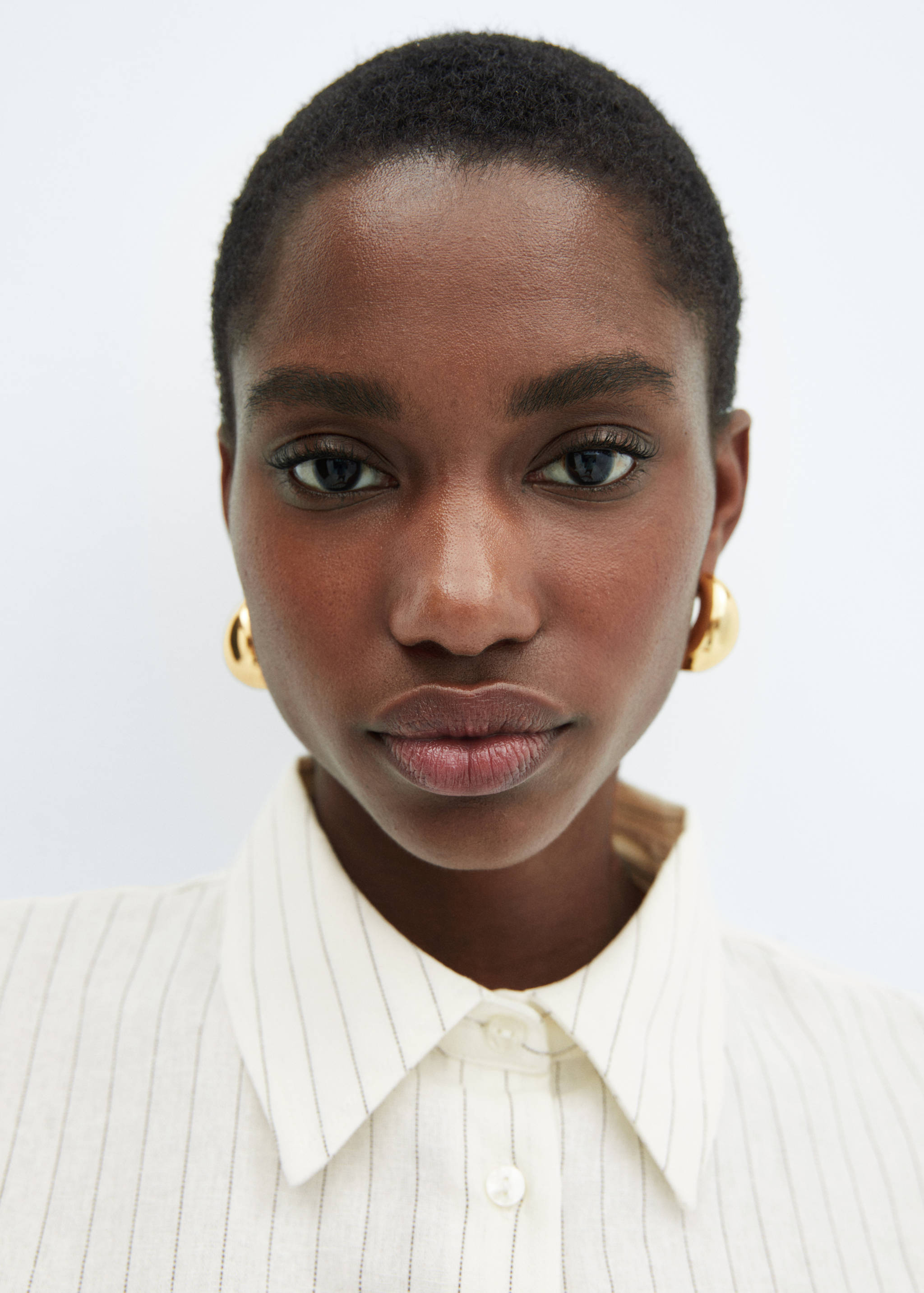 Cropped linen shirt - Details of the article 1