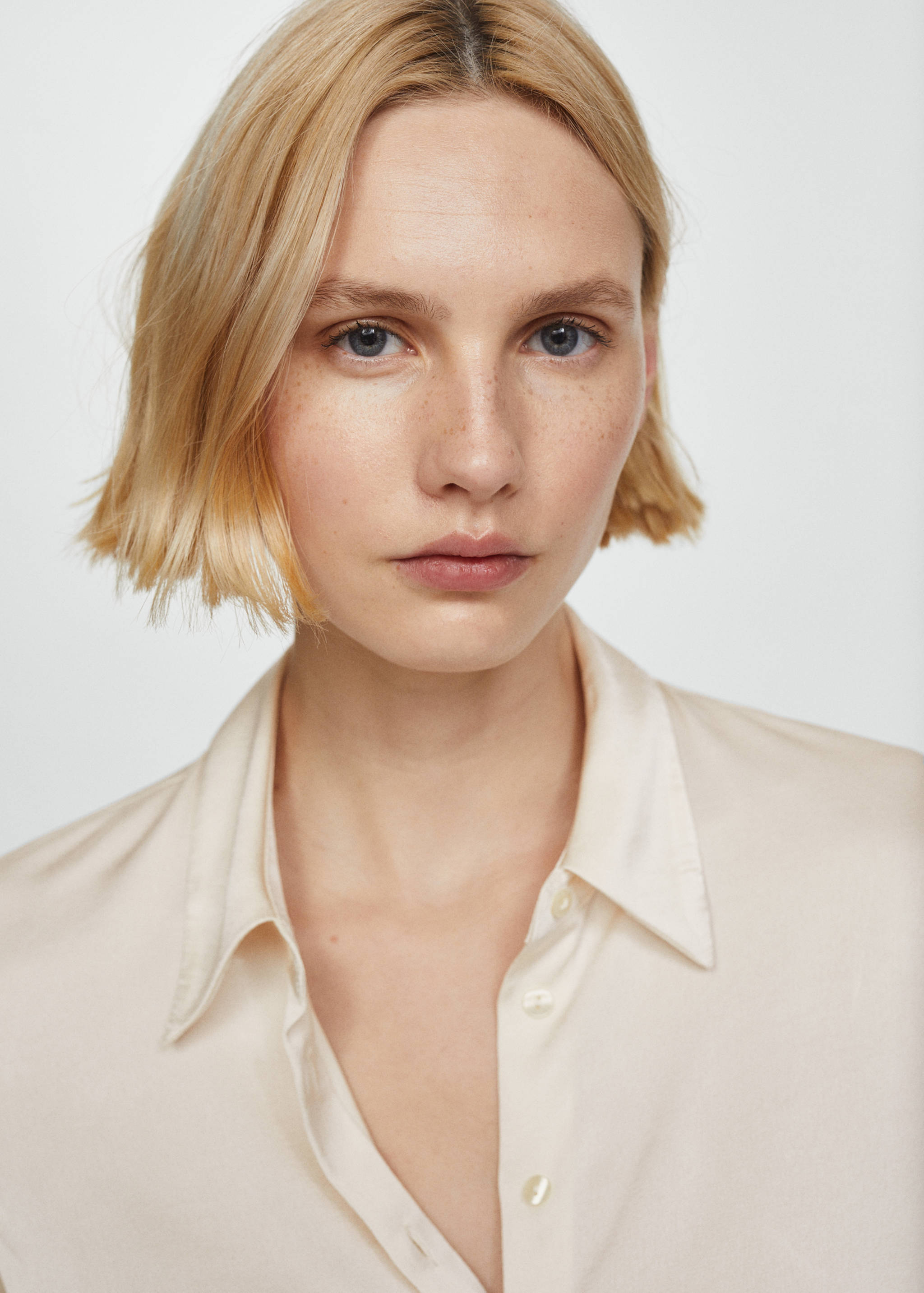 Chemise fluide satinée - Détail de l'article 1