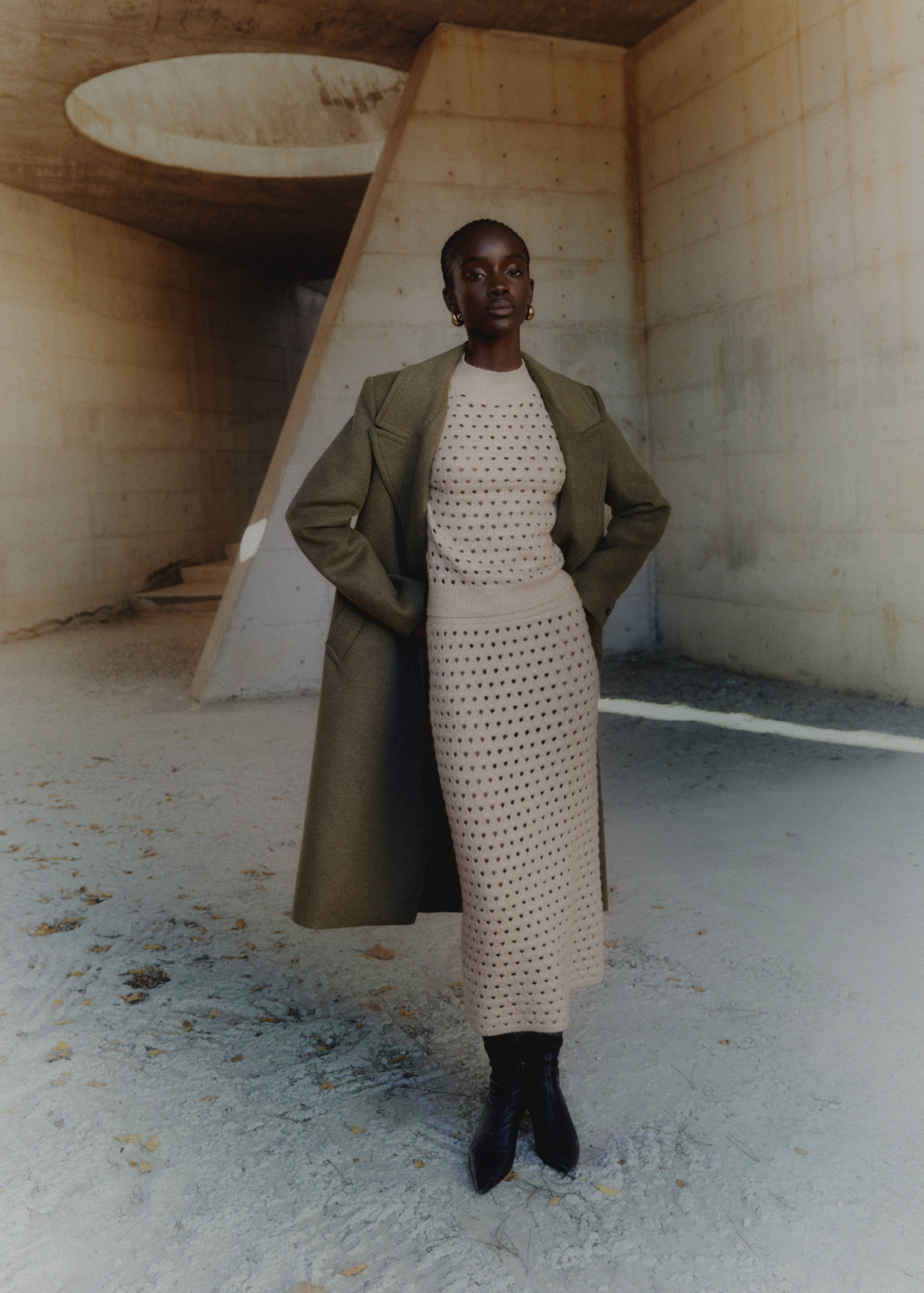 Wool coat with lapels - Details of the article 5