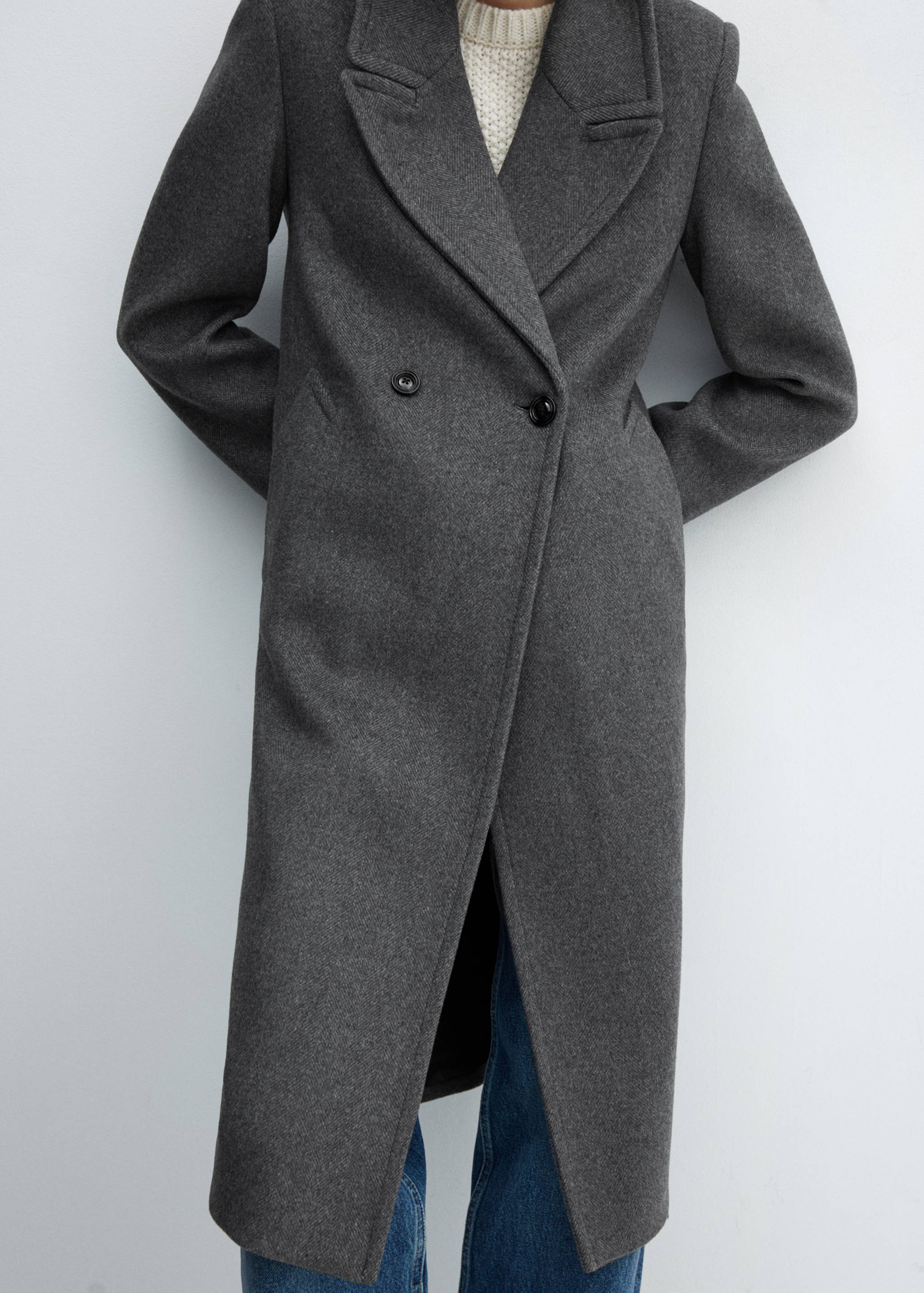 Wool coat with lapels - Details of the article 6