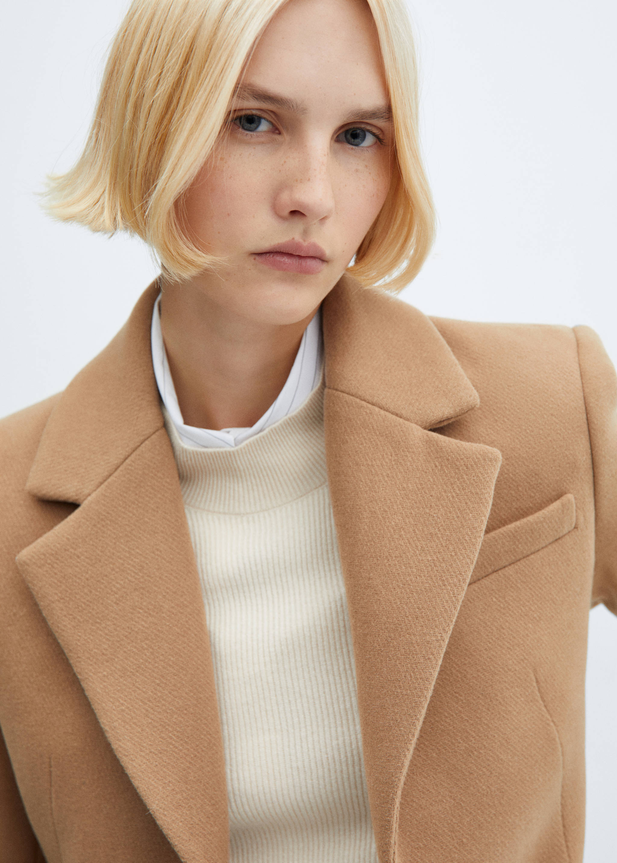 Tailored wool coat - Details of the article 1