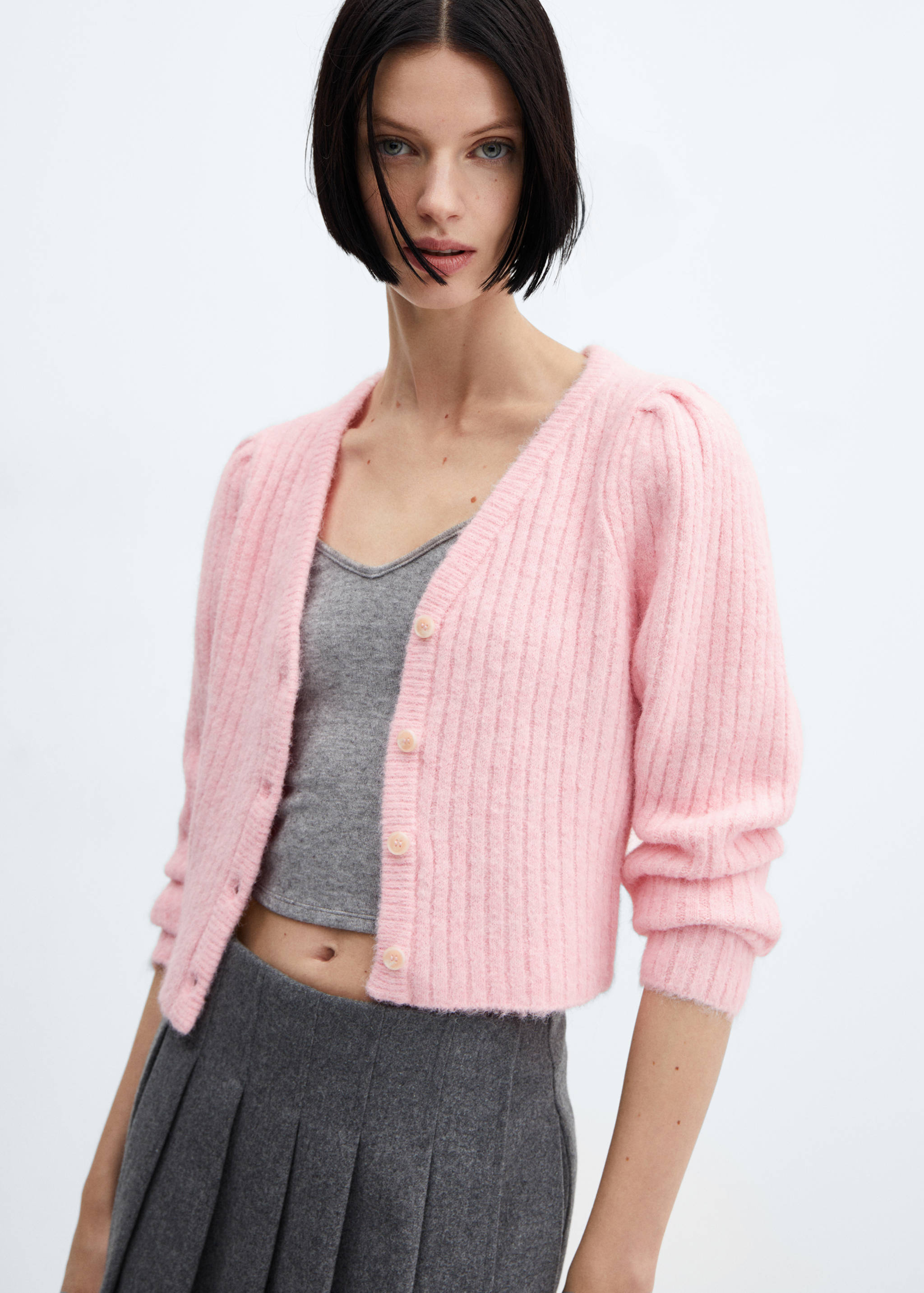 V-neck knitted cardigan - Medium plane