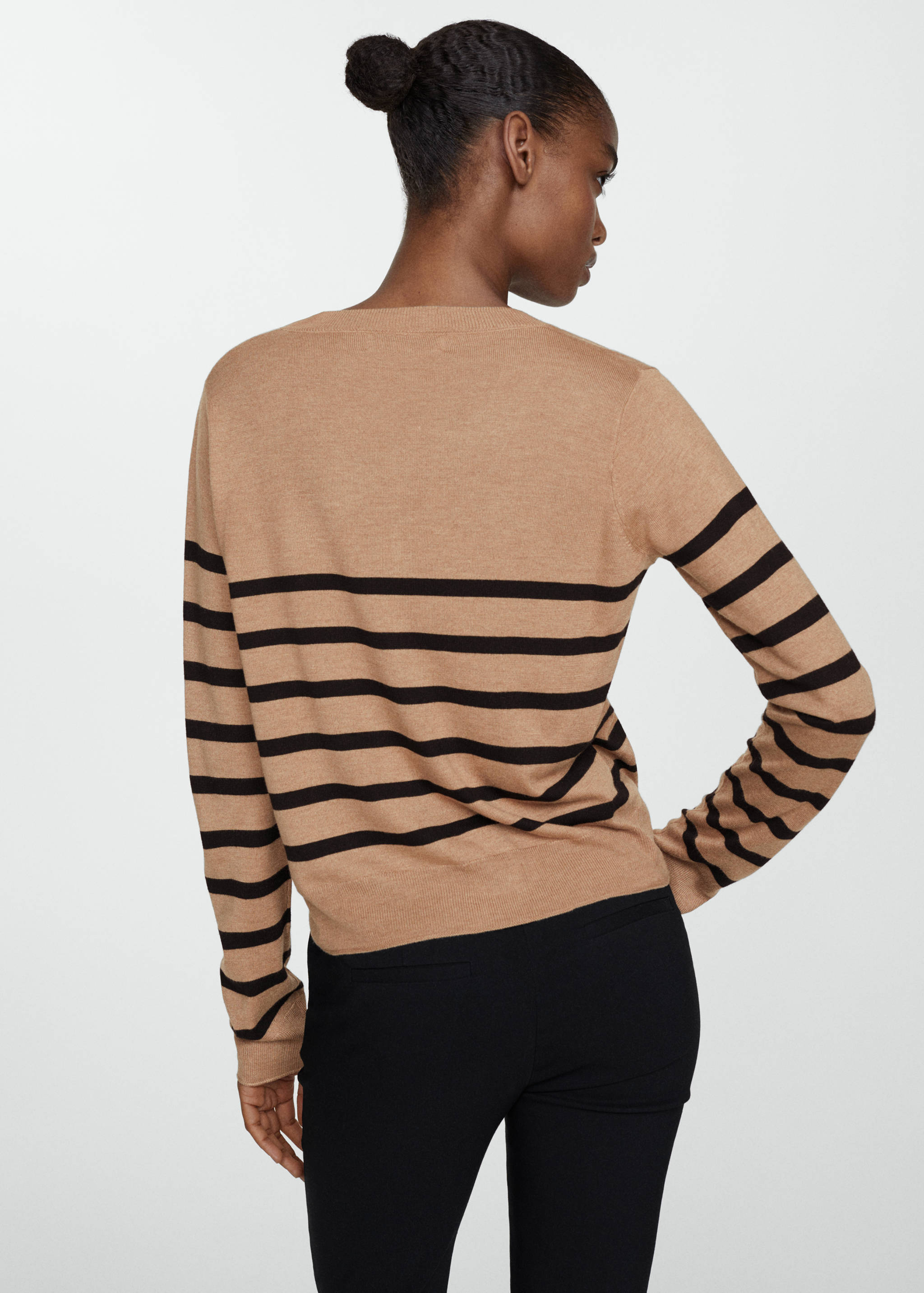 Striped fine-knit sweater - Reverse of the article