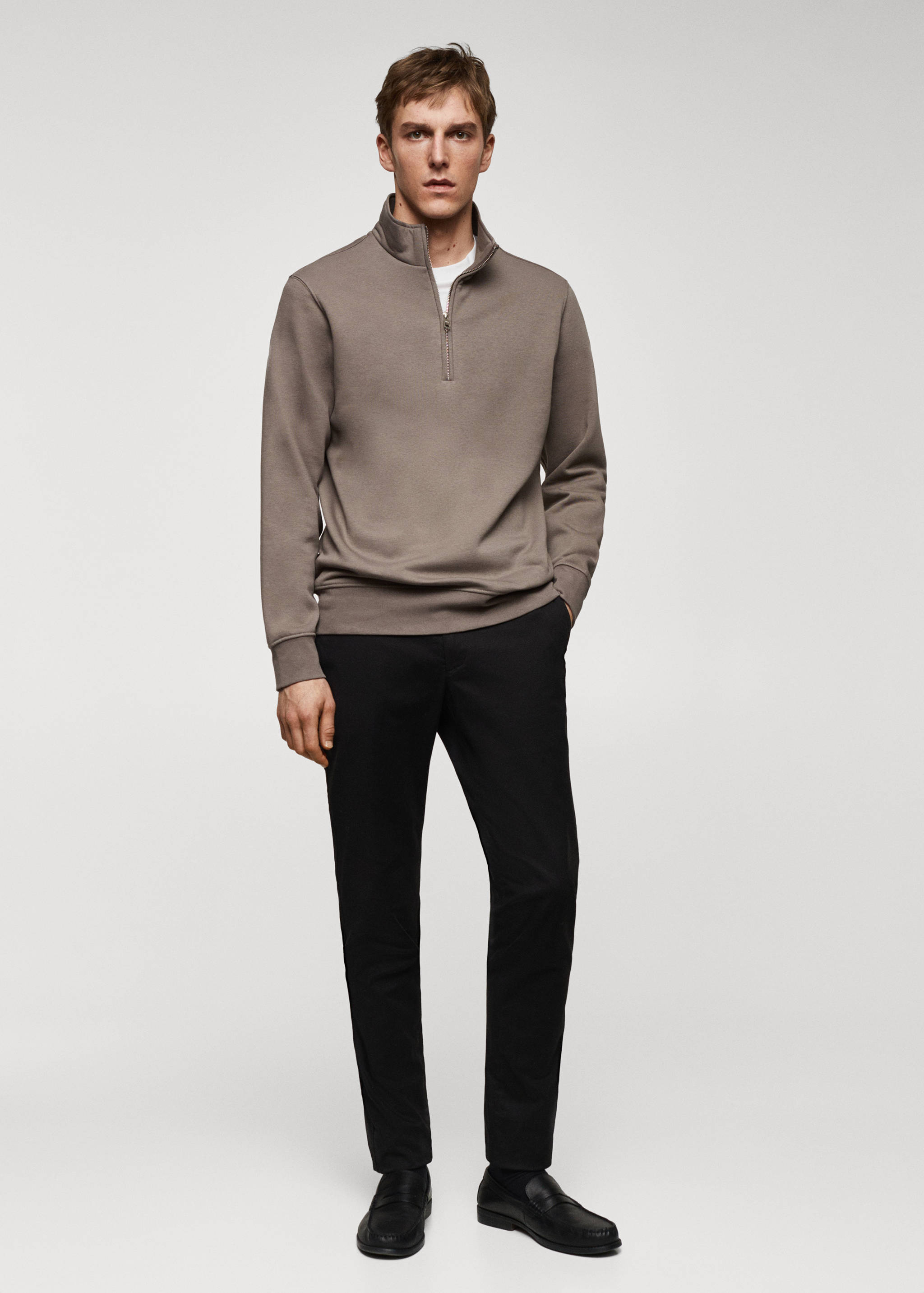 Cotton sweatshirt with zipper neck - General plane