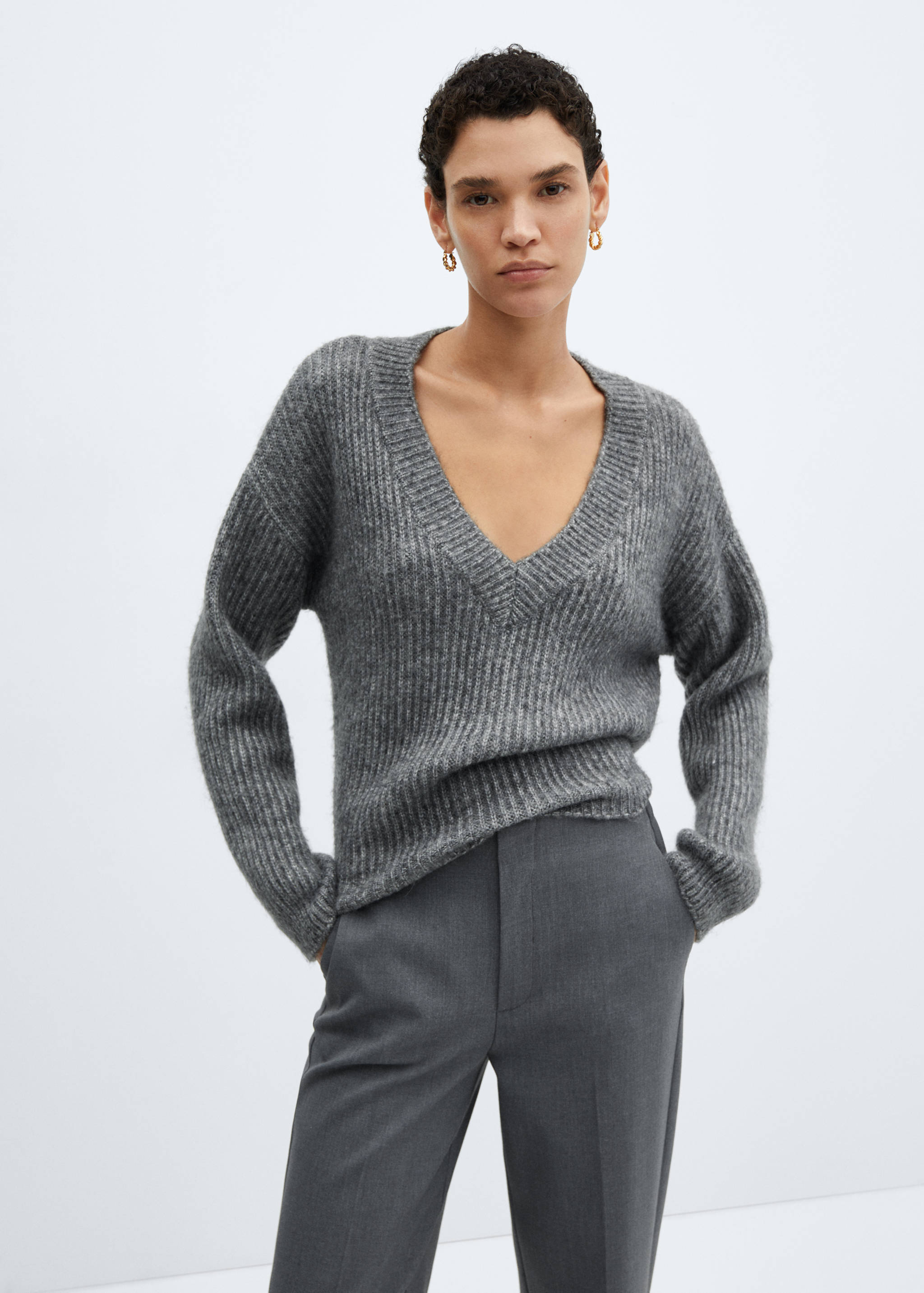 Straight-fit long pants - Details of the article 1