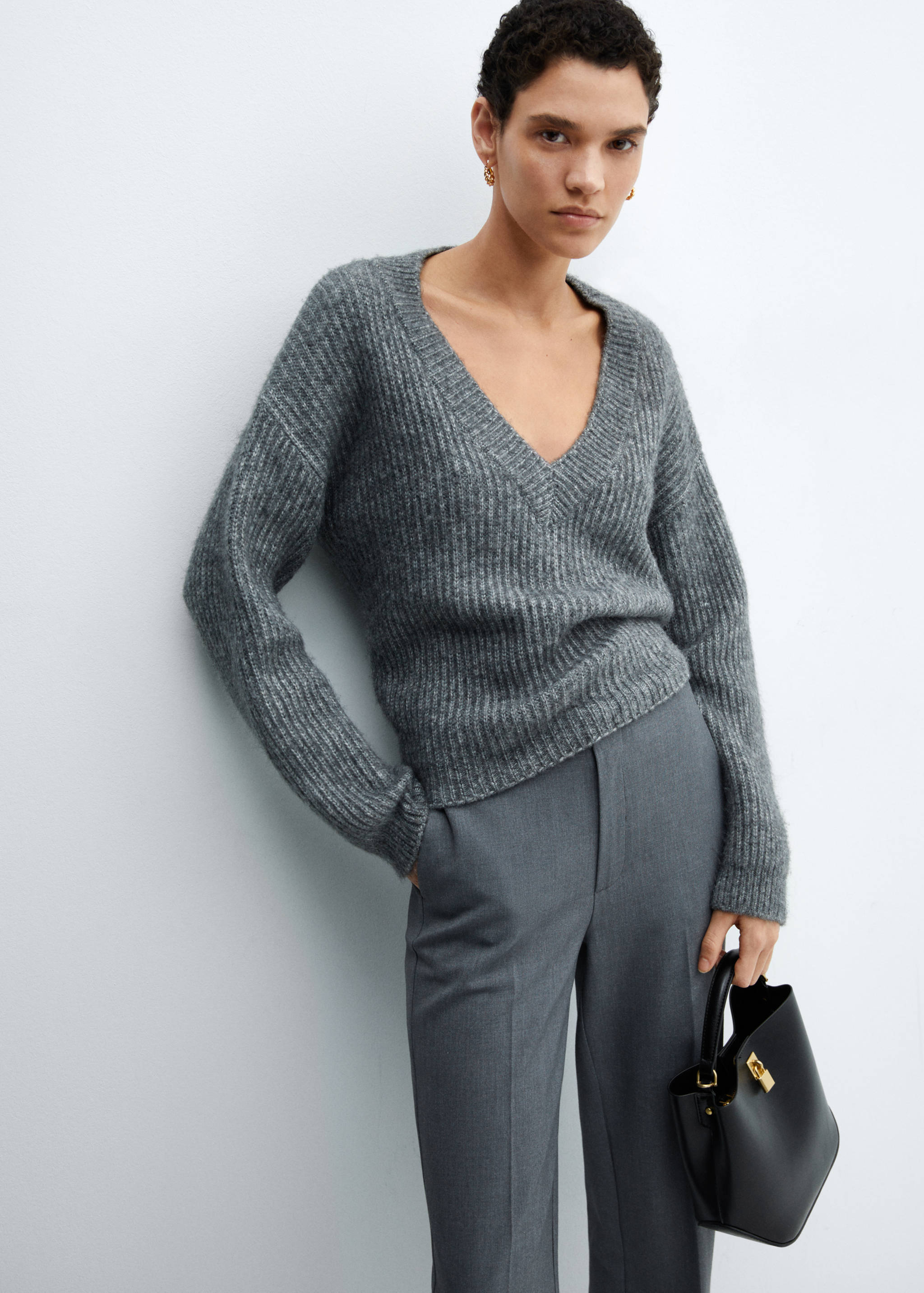 Straight-fit long pants - Details of the article 2