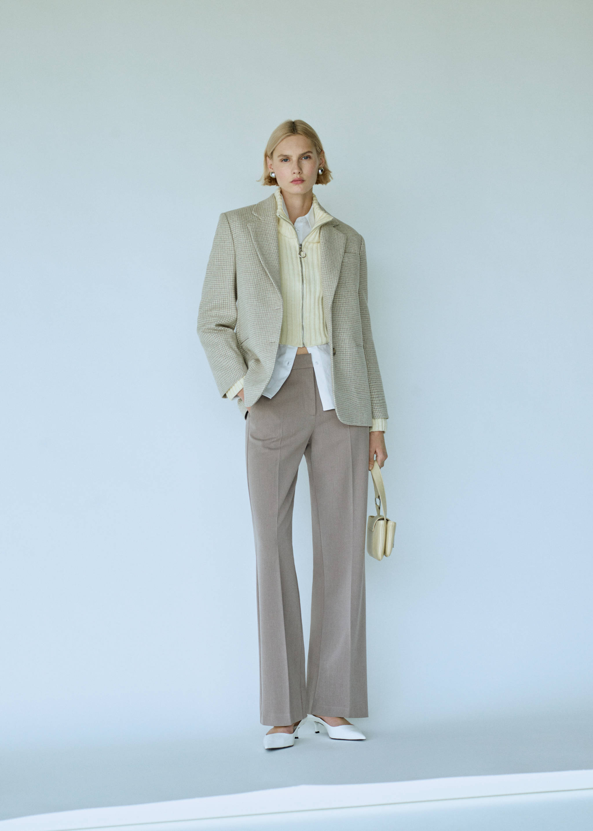 Mid-rise wide leg pants - Details of the article 6