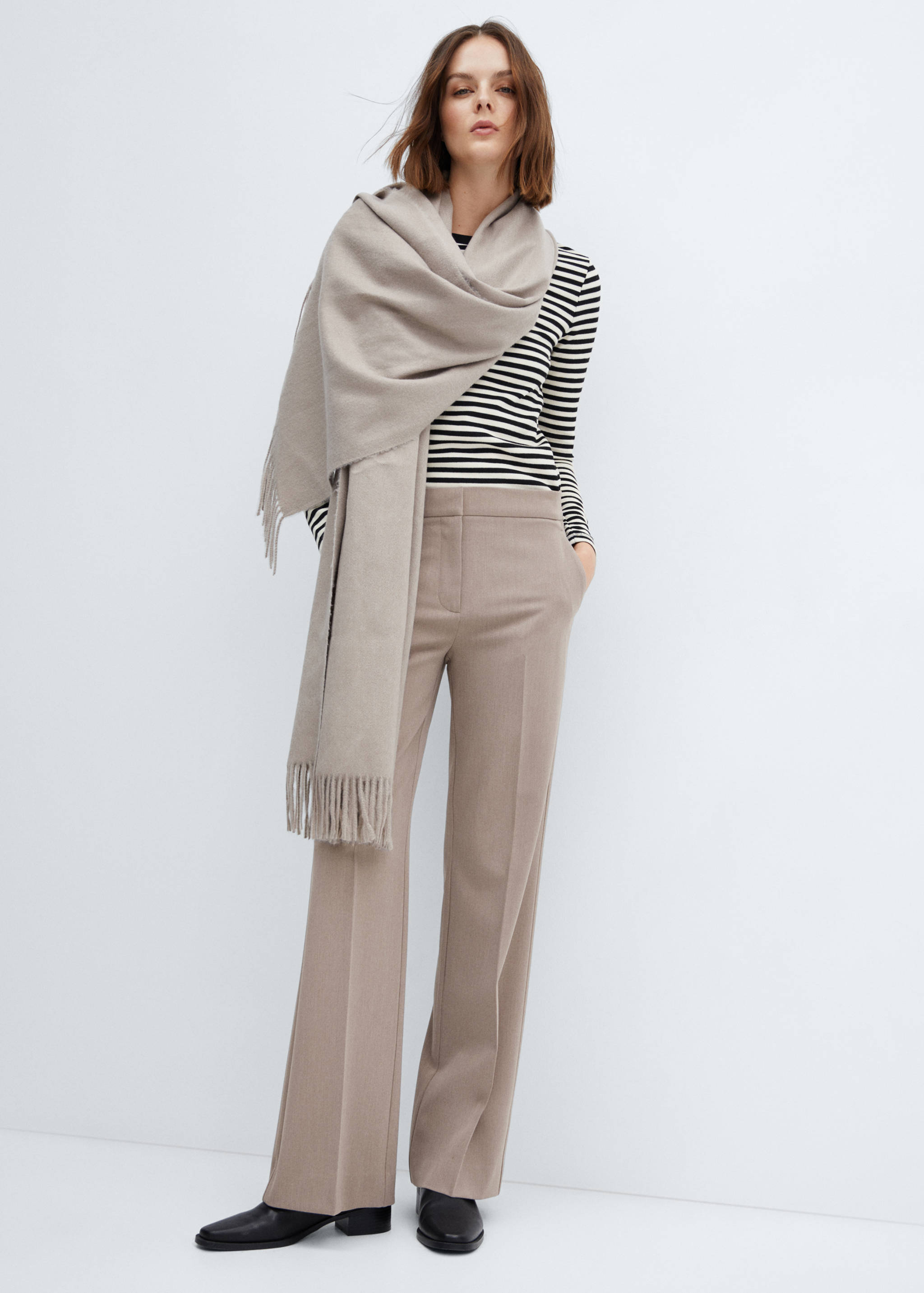 Mid-rise wide leg pants - Details of the article 2