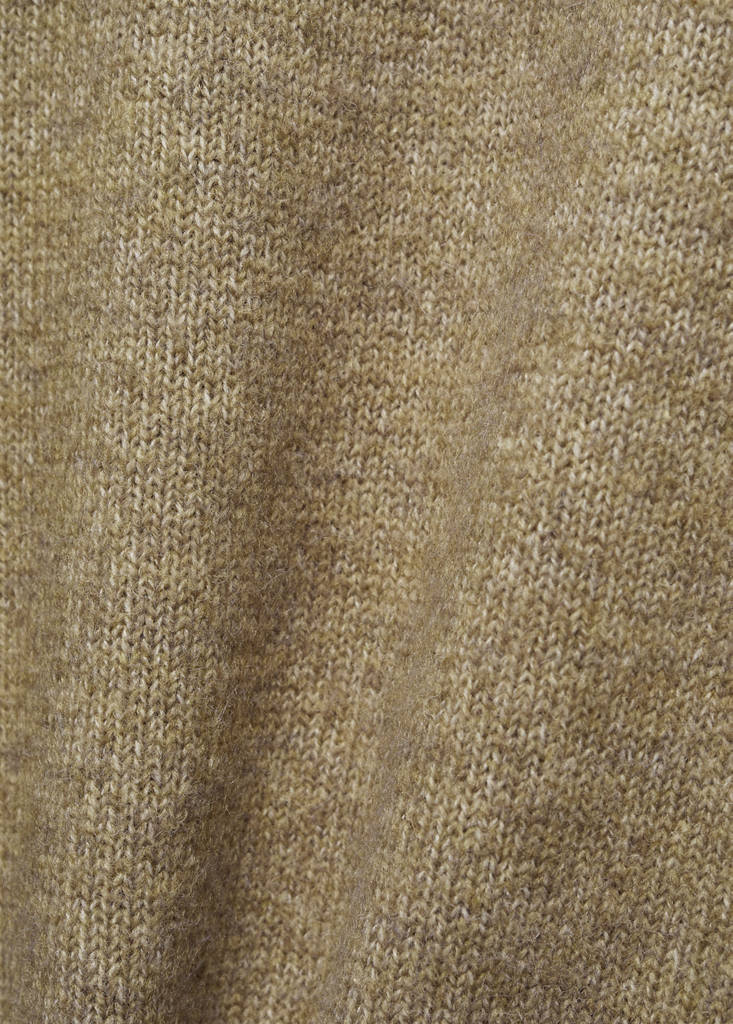 Round-neck knitted sweater — Brown