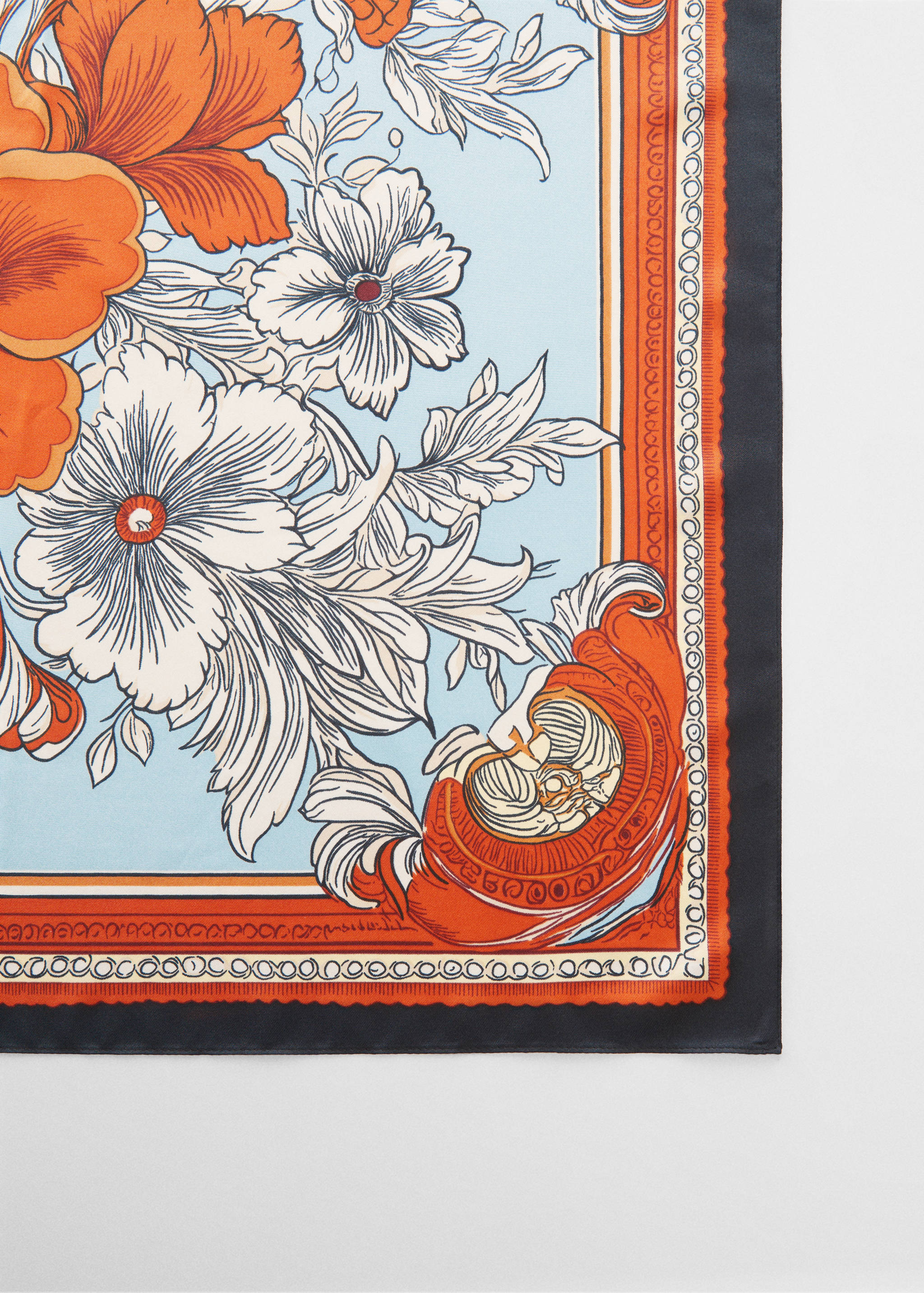 Floral print scarf - Details of the article 1