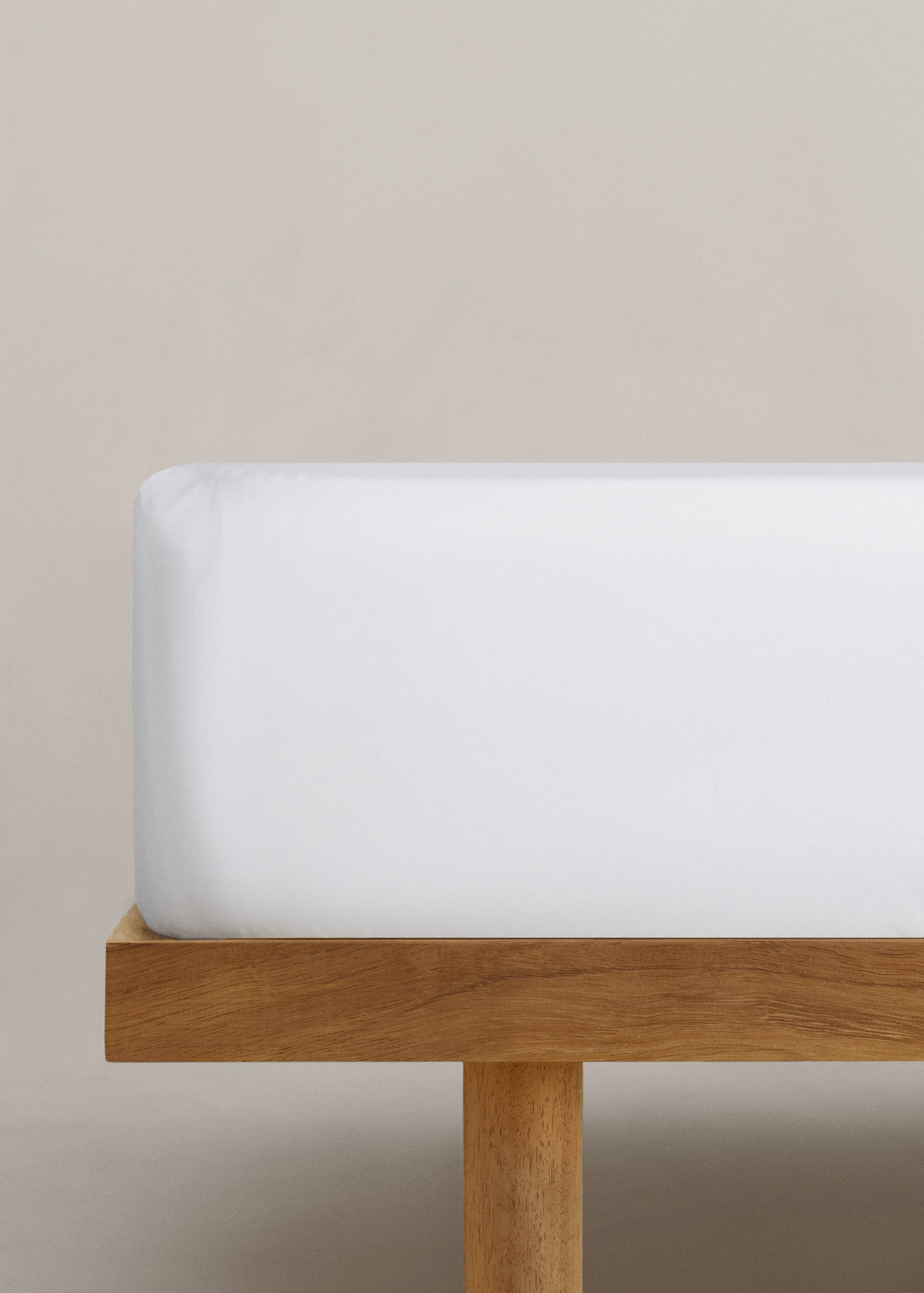 Satin fitted sheet for superking bed - Article without model