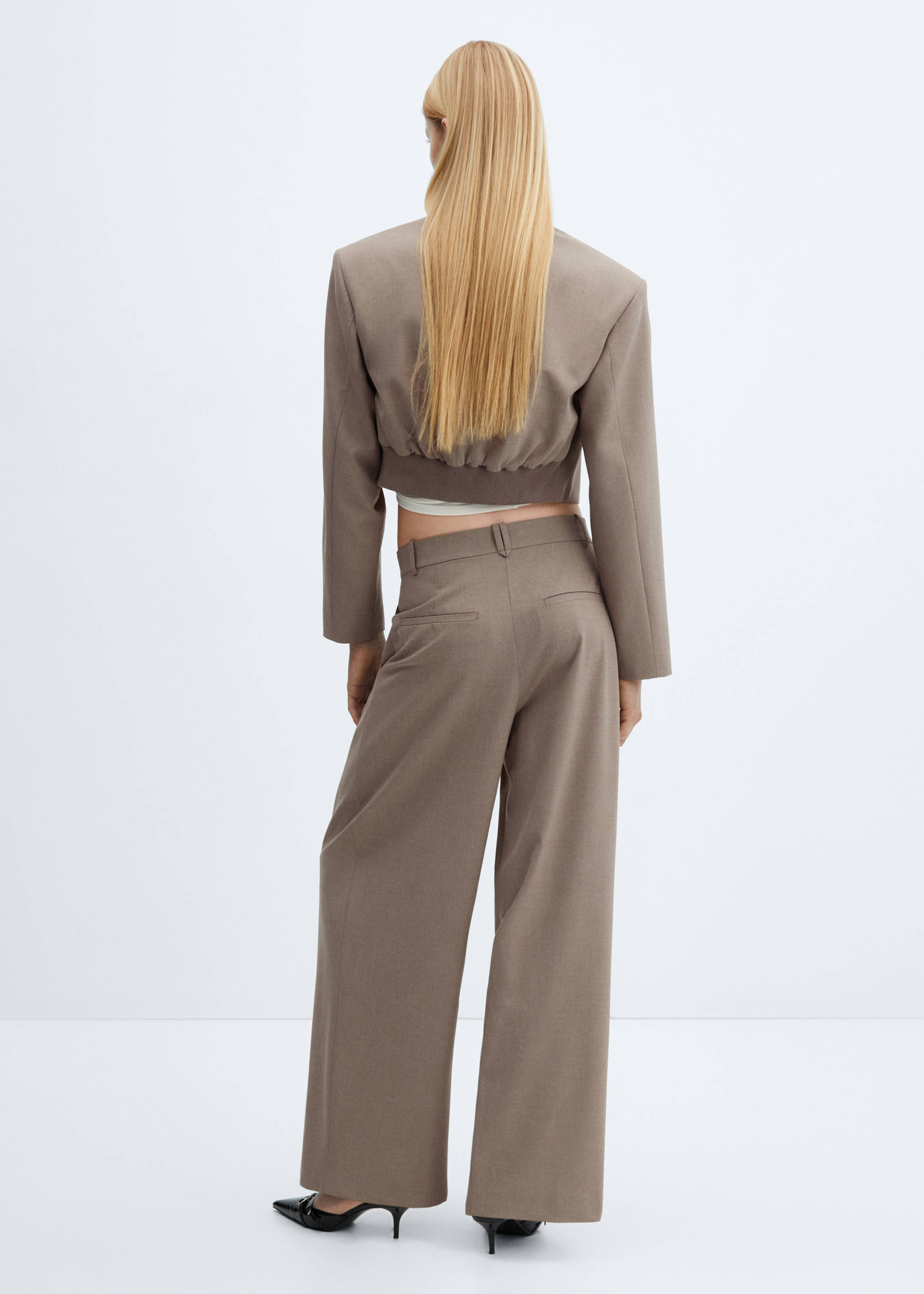 Wide leg pleated trousers - Reverse of the article