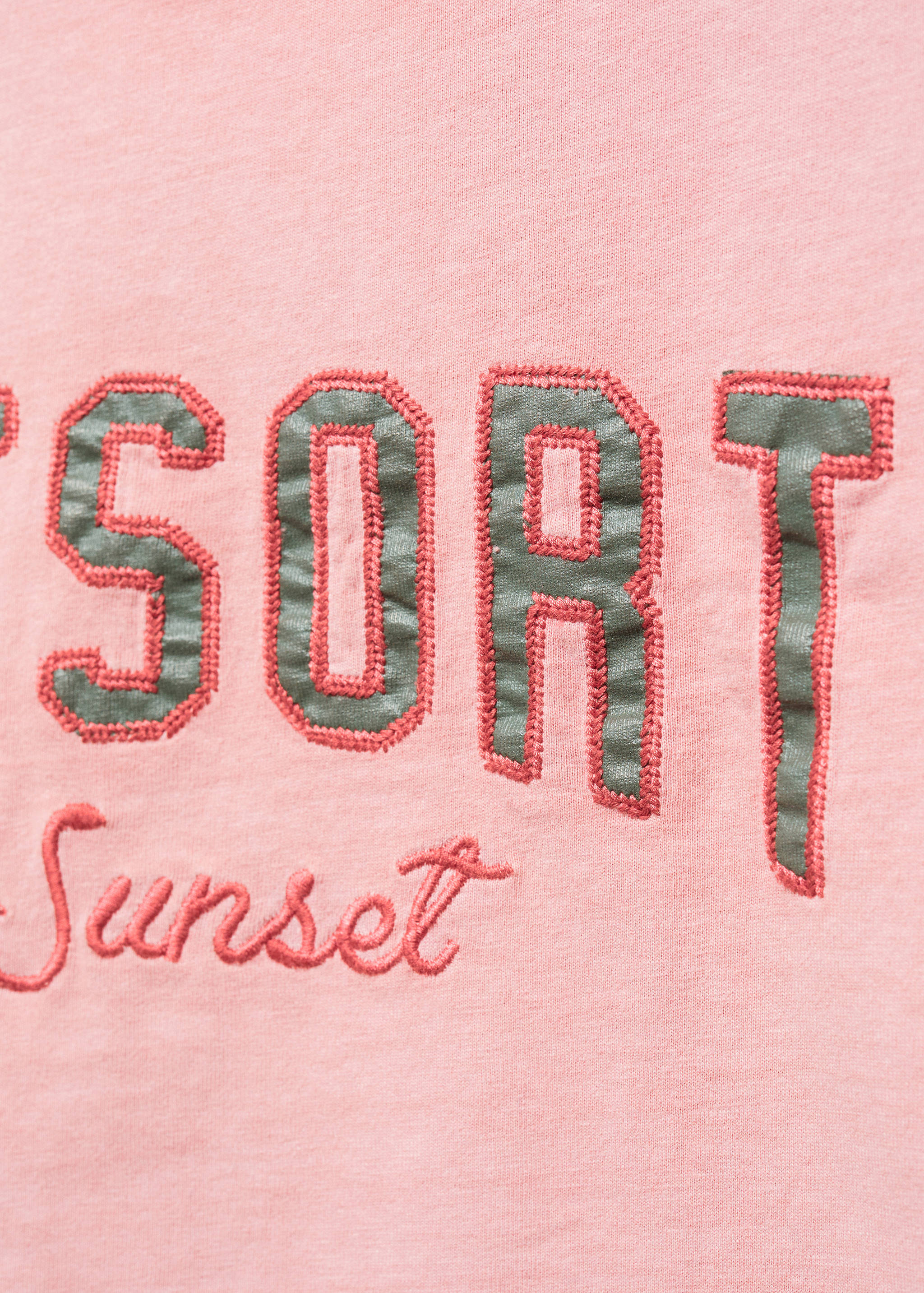 T-shirt message relief - Détail de l'article 8