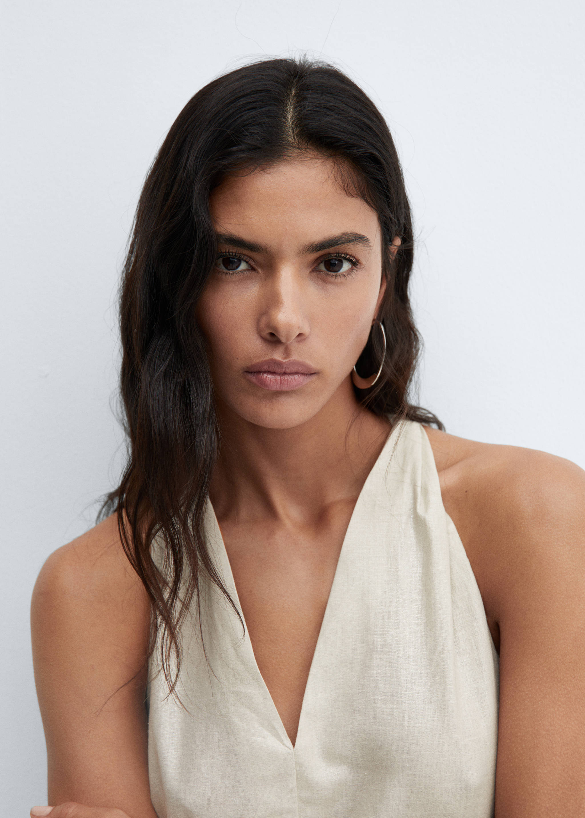 Robe lin col V - Détail de l'article 1