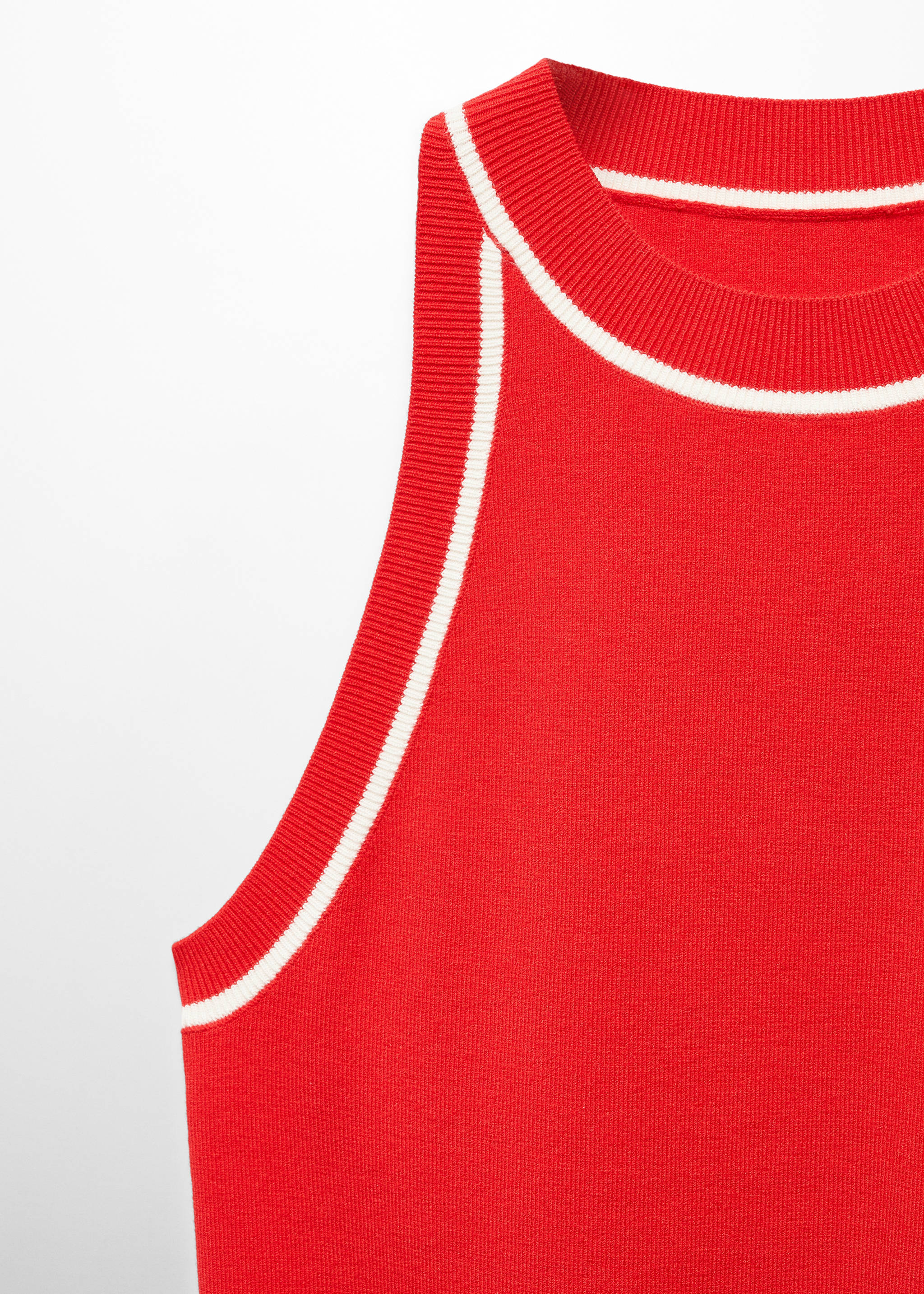 Top liserés contrastants - Détail de l'article 8