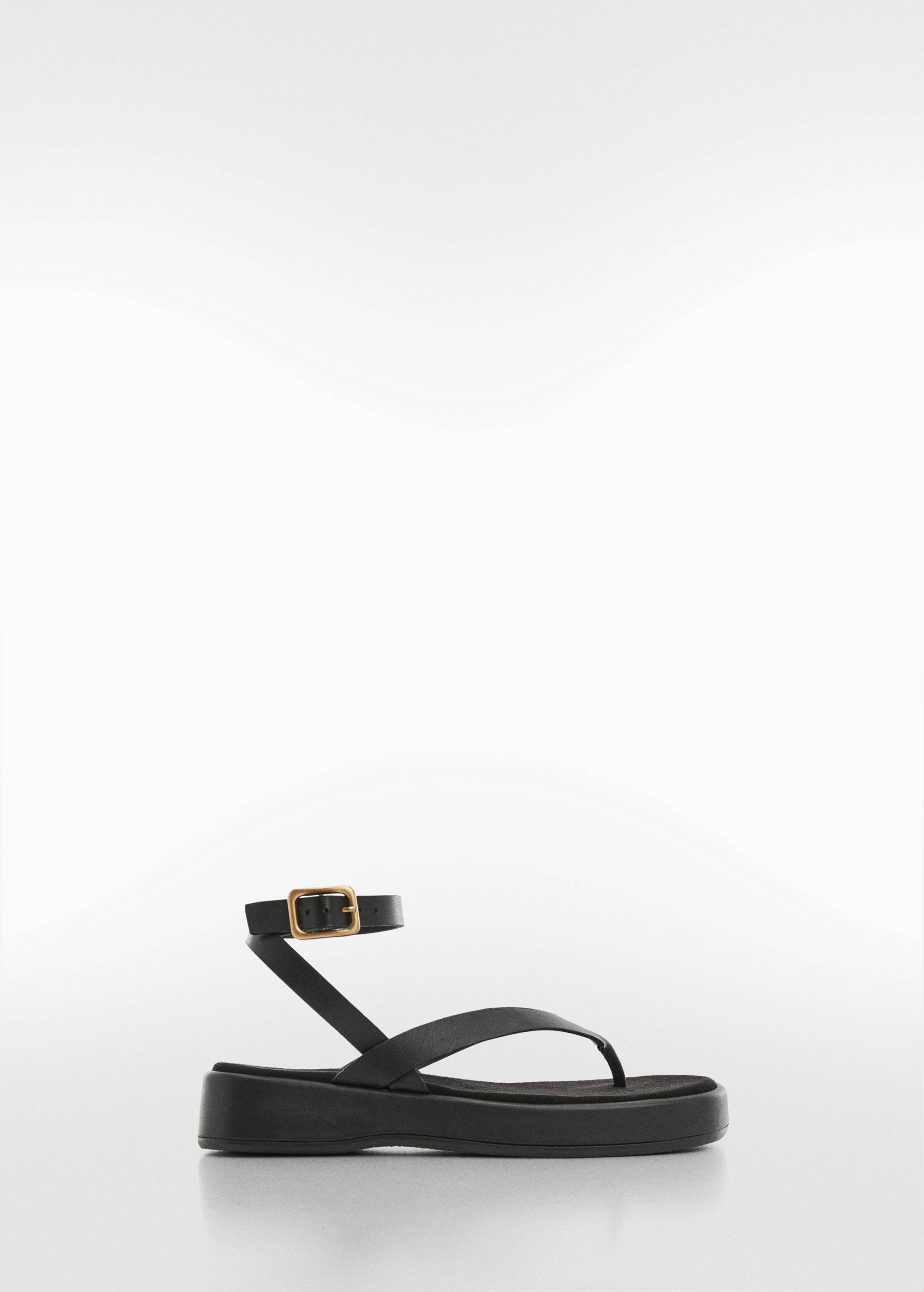 Platform strap sandals - Article without model