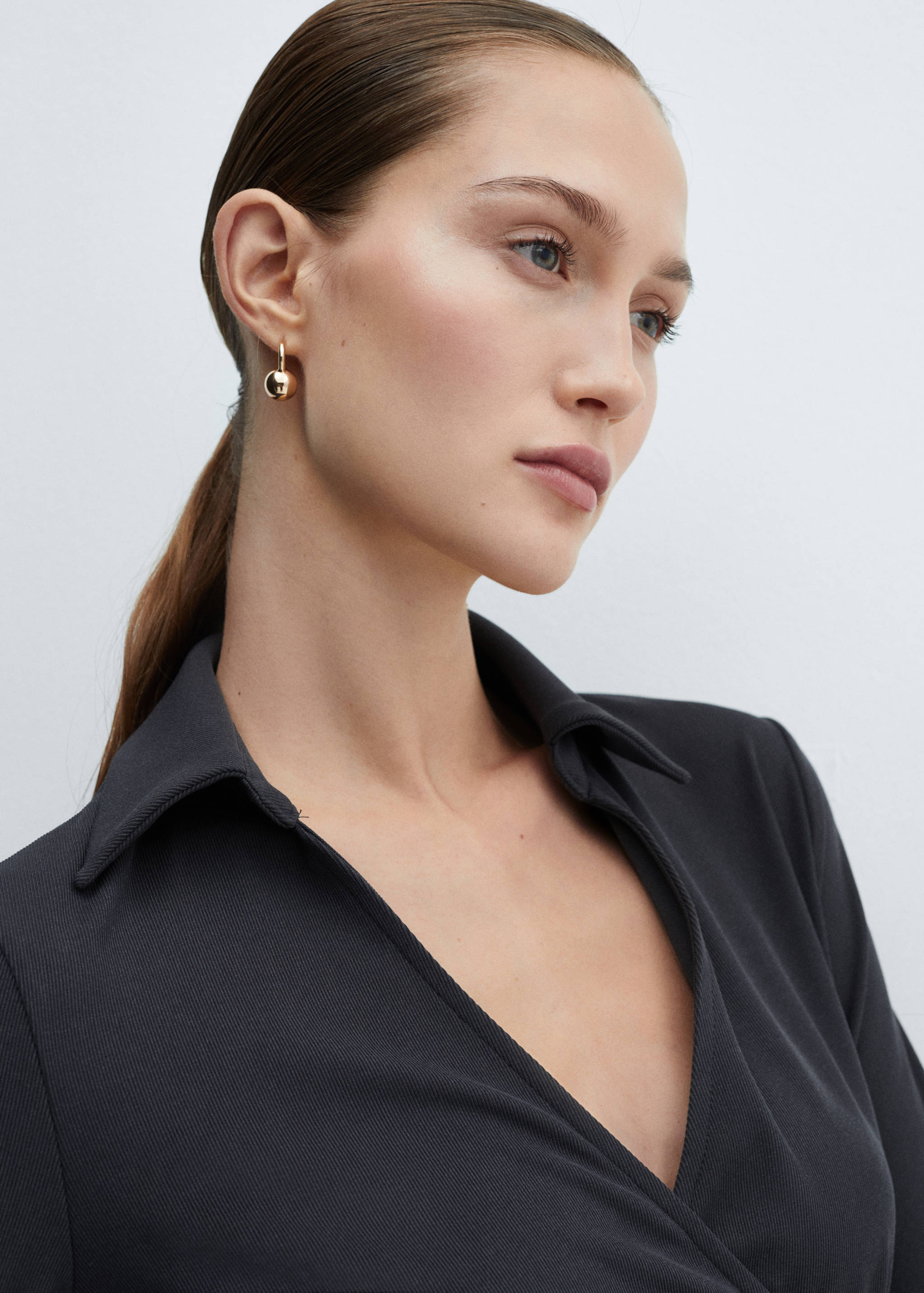 V-neckline wrap blouse - Details of the article 1