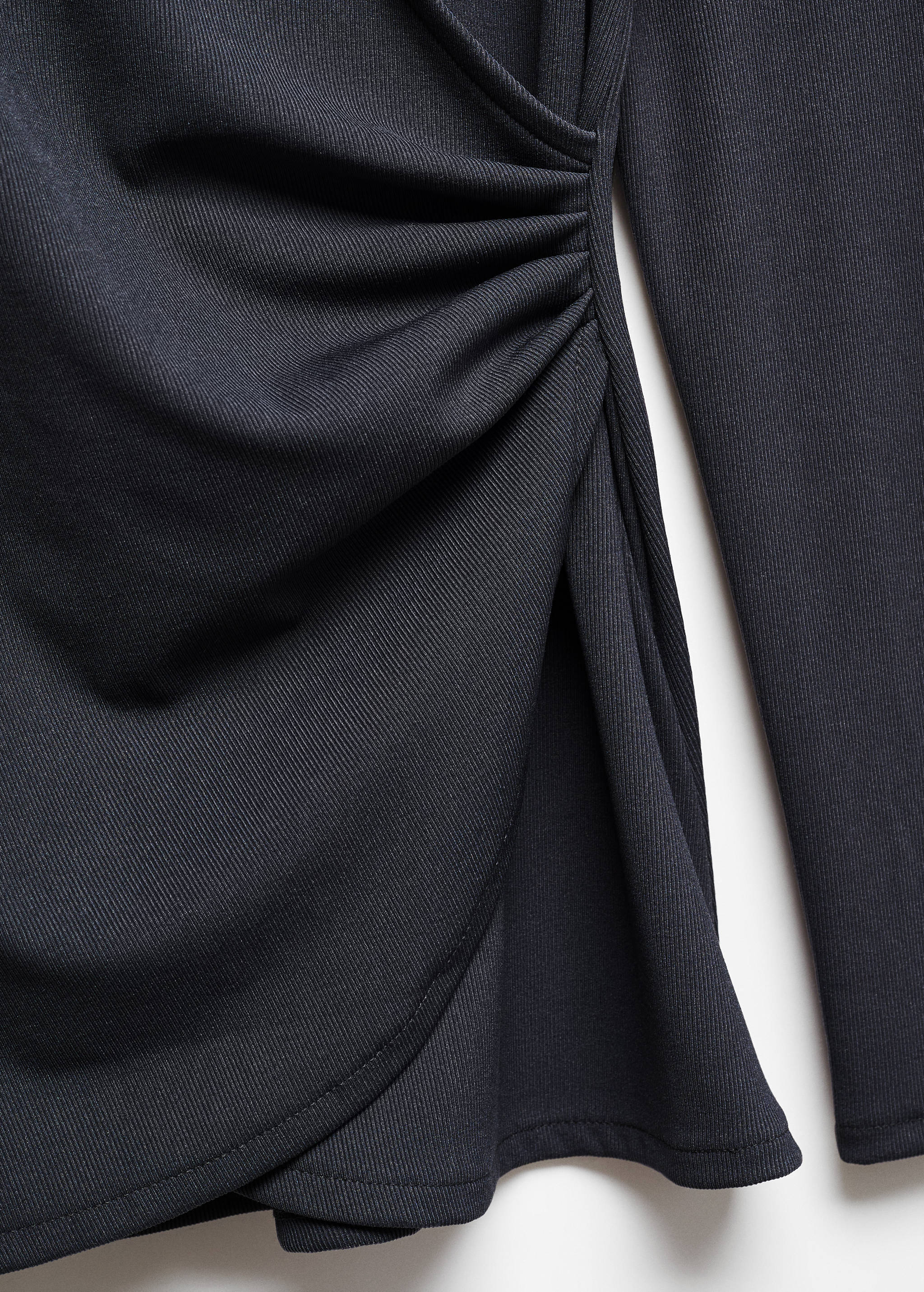 V-neckline wrap blouse - Details of the article 8