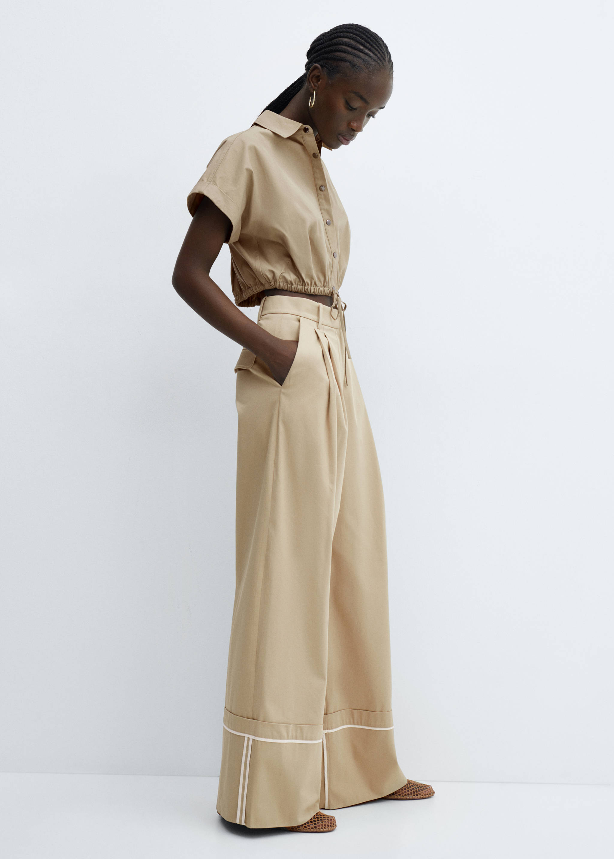 Cotton pleated pants - Details of the article 2