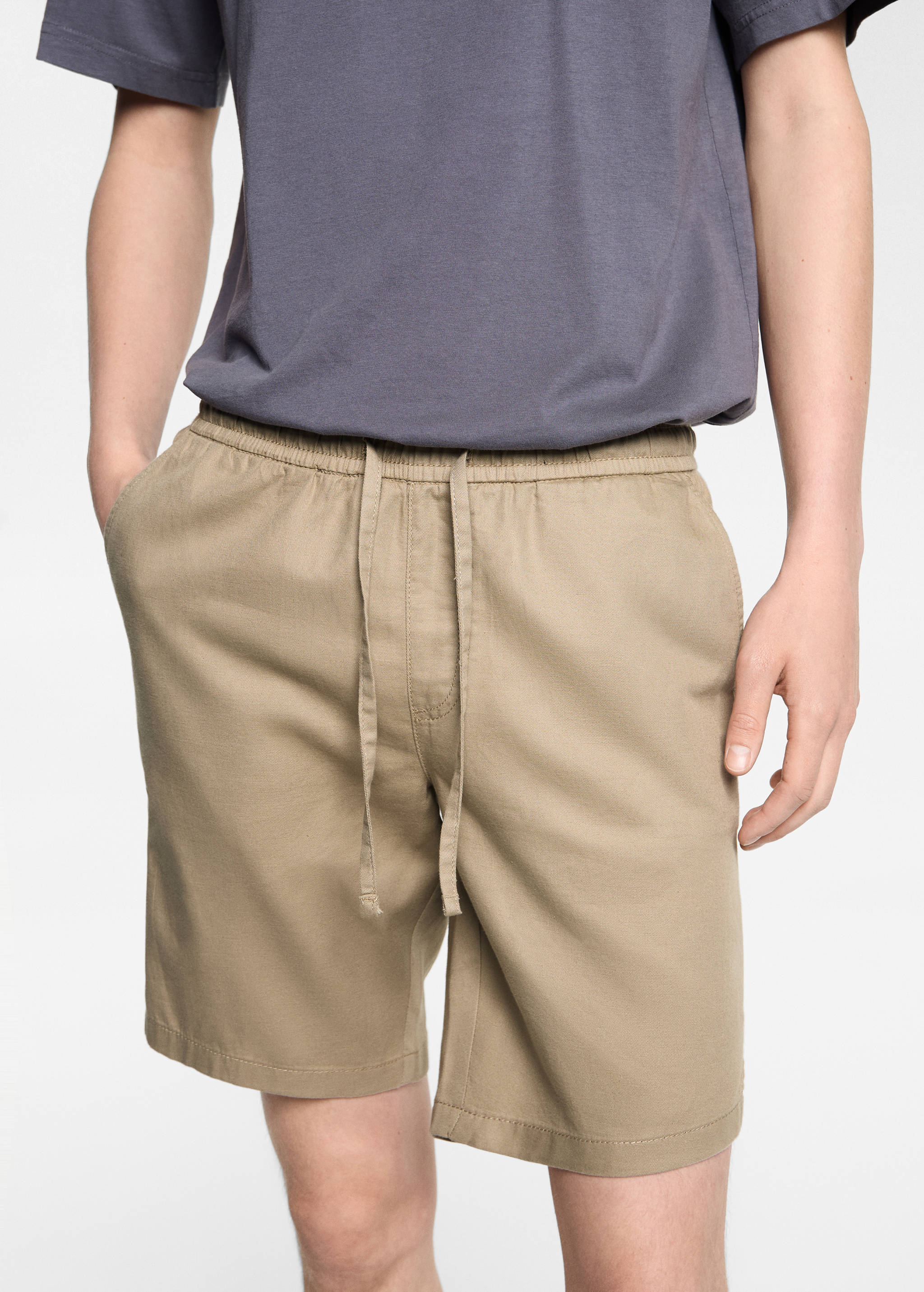 Drawstring linen Bermuda shorts - Details of the article 6