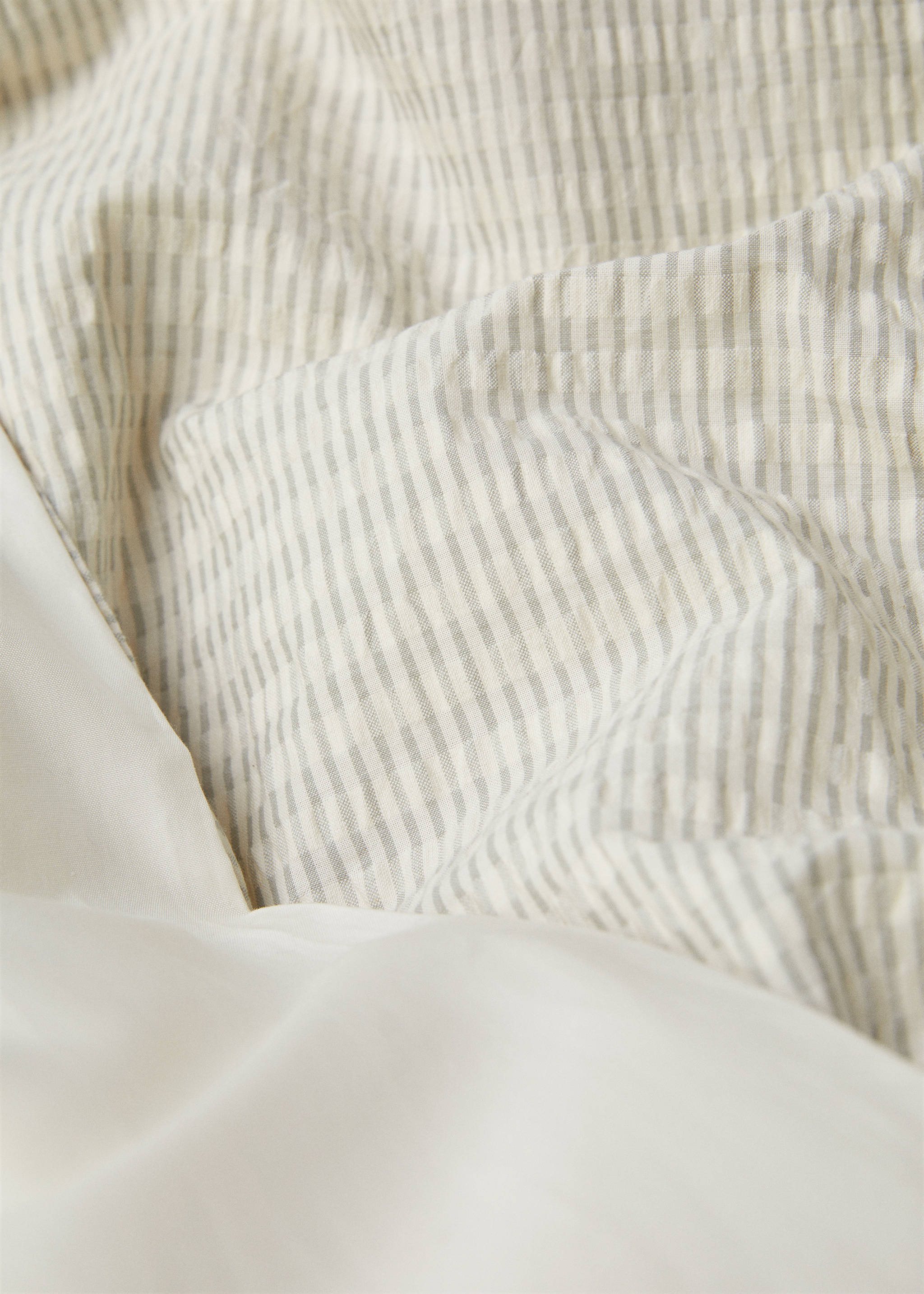 Seersucker duvet cover woven stripe for king bed - Details of the article 2