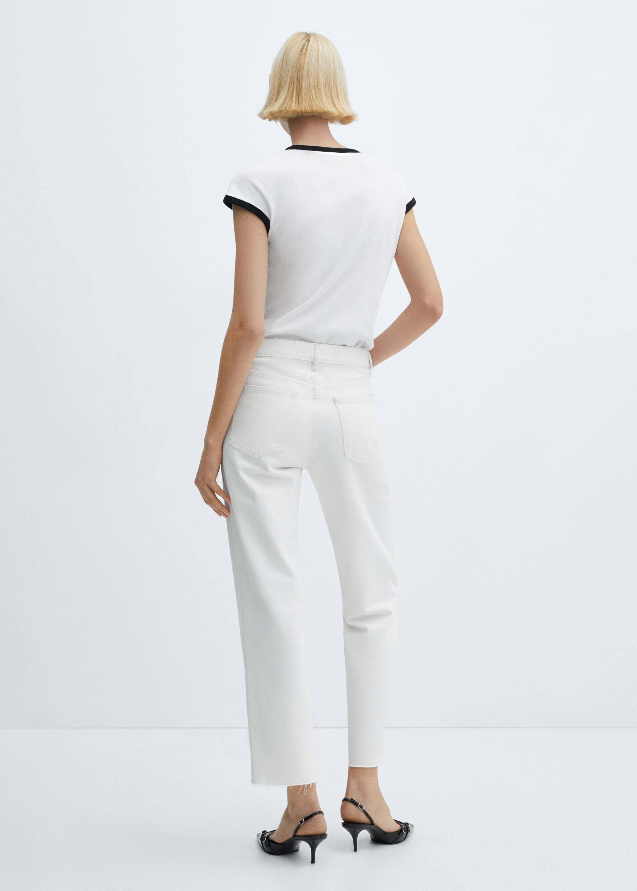 Прямые укороченные джинсы - Обратная сторона изделия