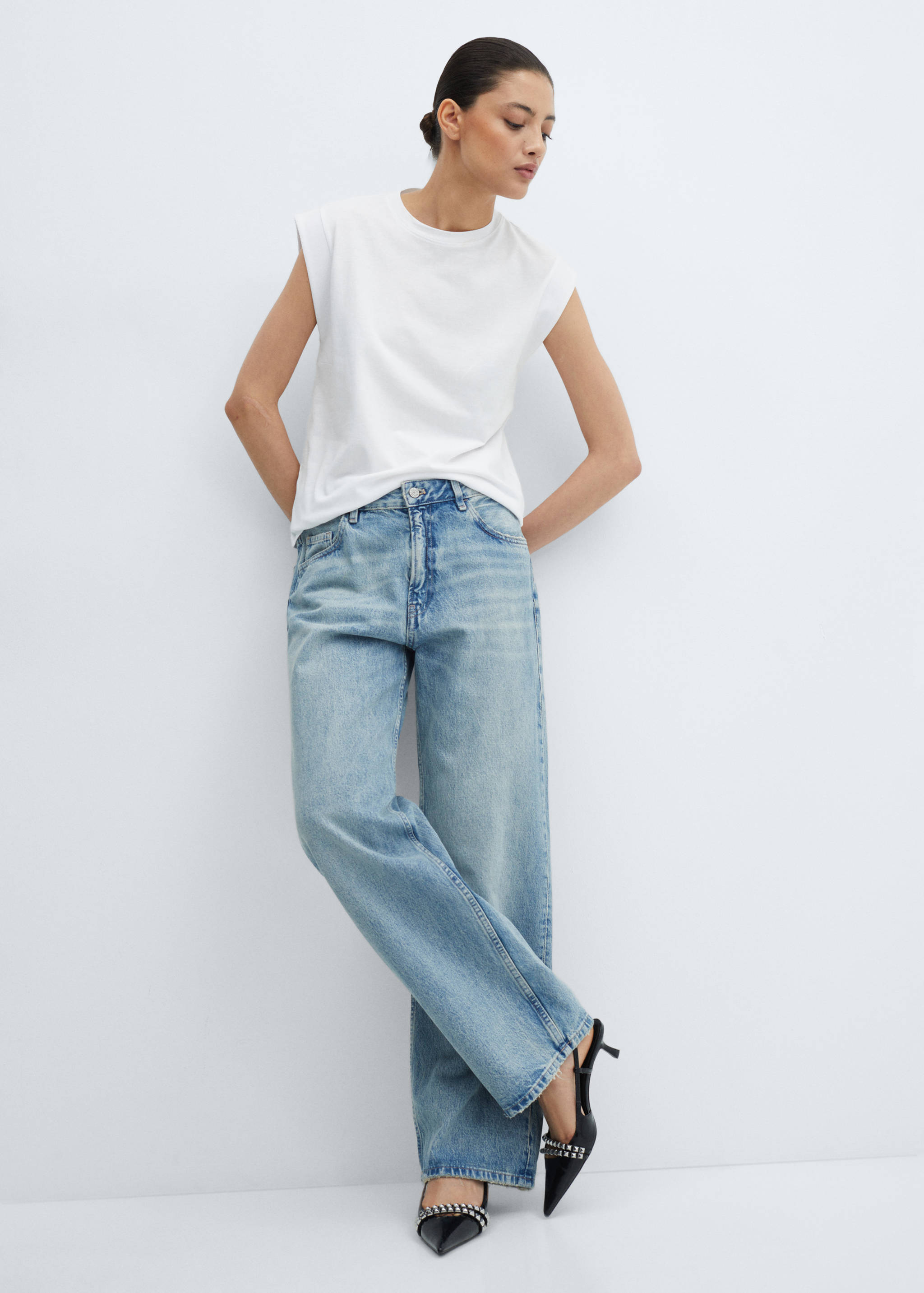 Rounded neck cotton t-shirt - General plane