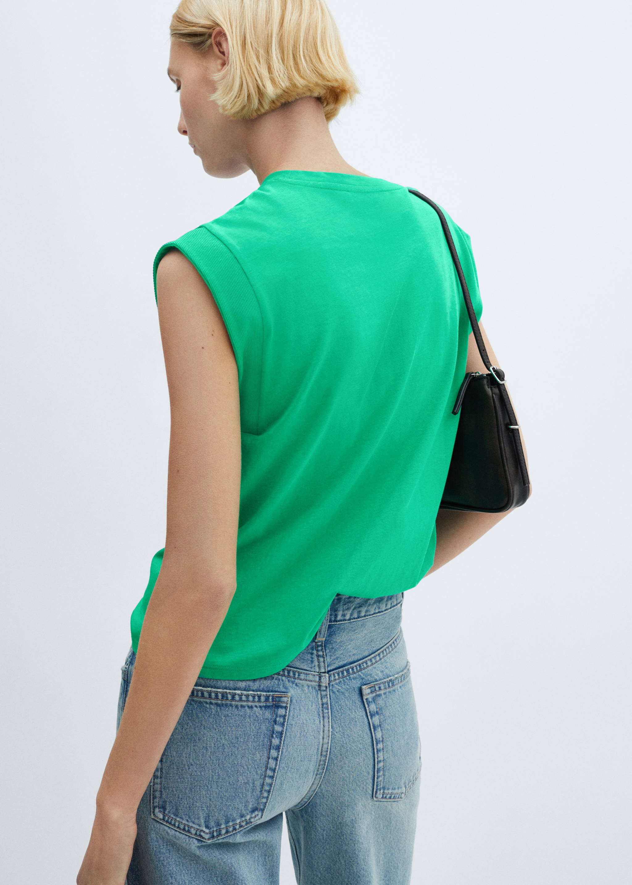 Rounded neck cotton t-shirt - Reverse of the article