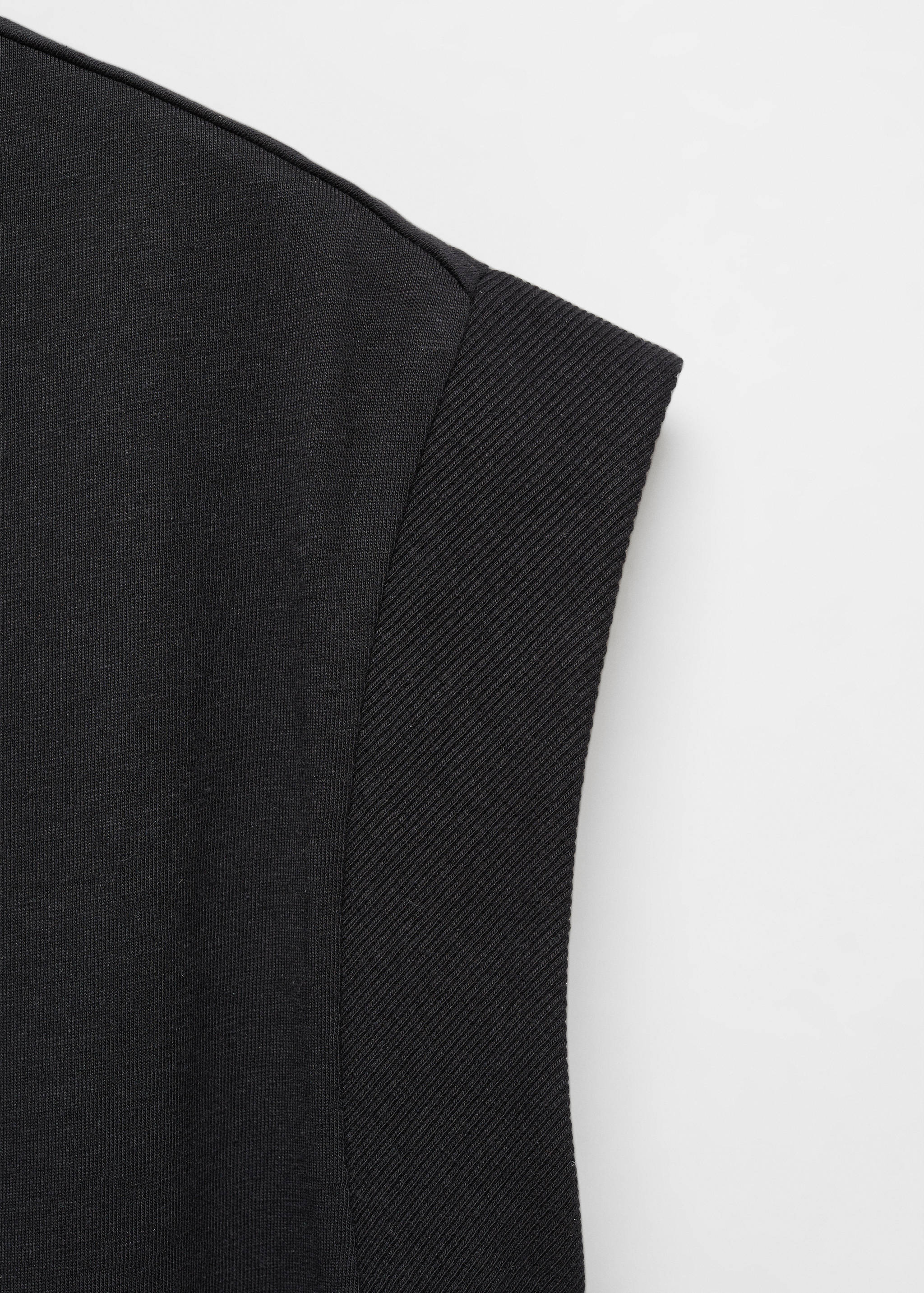 Rounded neck cotton t-shirt - Details of the article 8