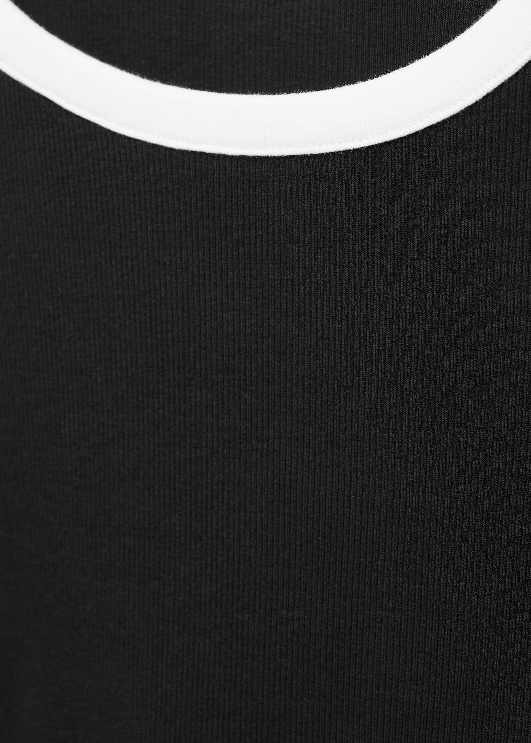 Contrast trim T-shirt - Details of the article 8